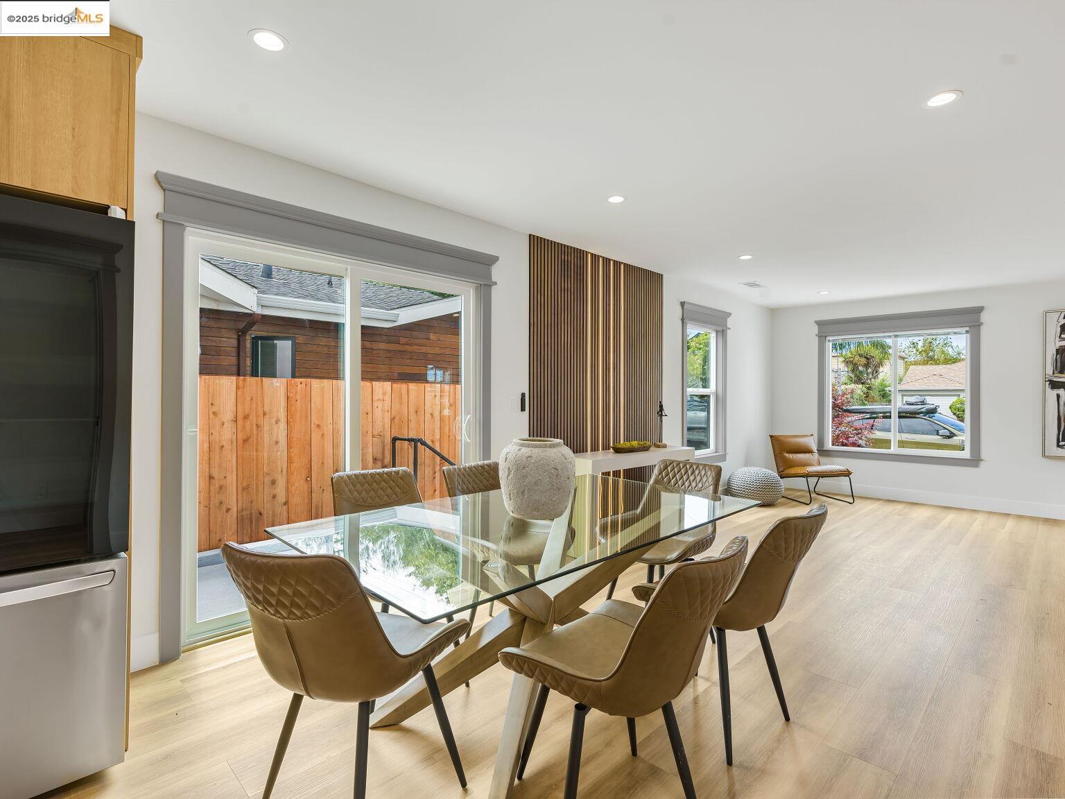 Detail Gallery Image 25 of 60 For 1415 10th St, Berkeley,  CA 94710 - 3 Beds | 3/1 Baths