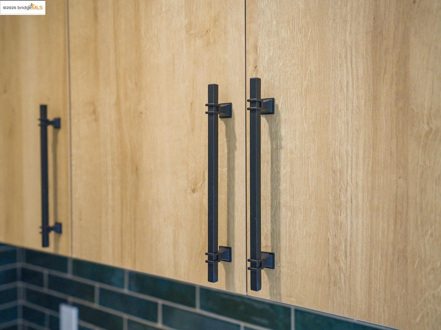Detail Gallery Image 34 of 60 For 1415 10th St, Berkeley,  CA 94710 - 3 Beds | 3/1 Baths
