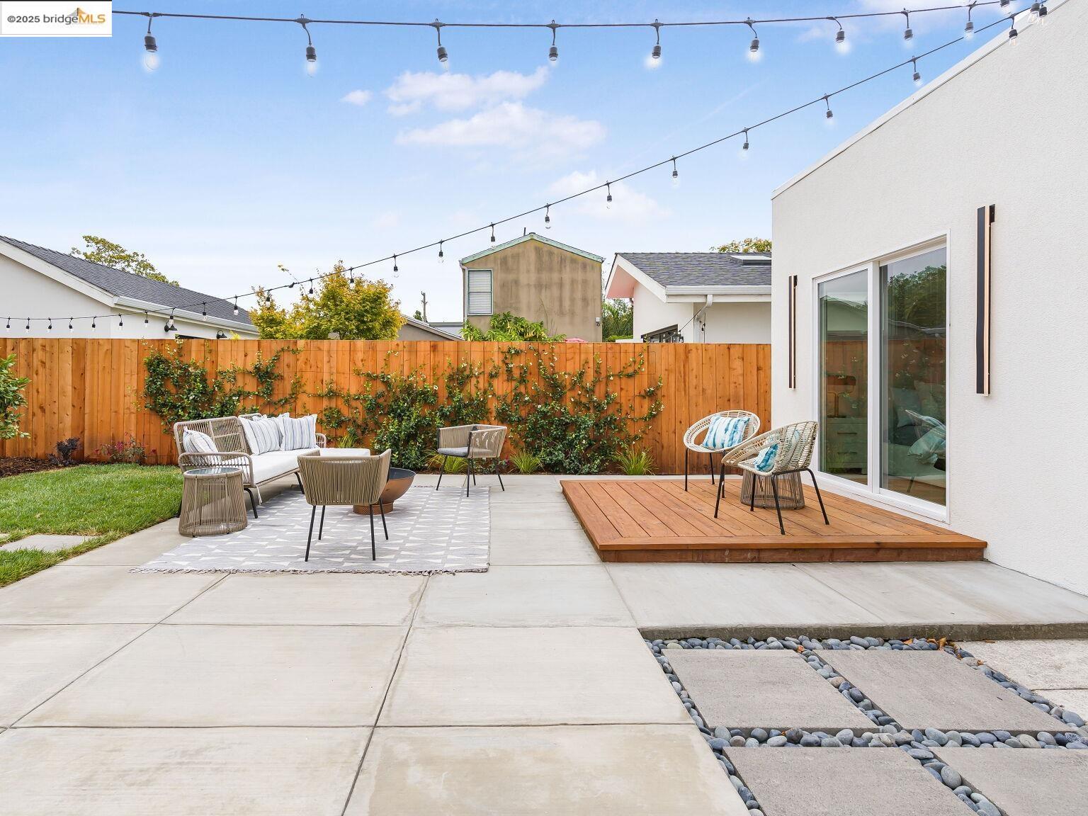 Detail Gallery Image 47 of 60 For 1415 10th St, Berkeley,  CA 94710 - 3 Beds | 3/1 Baths