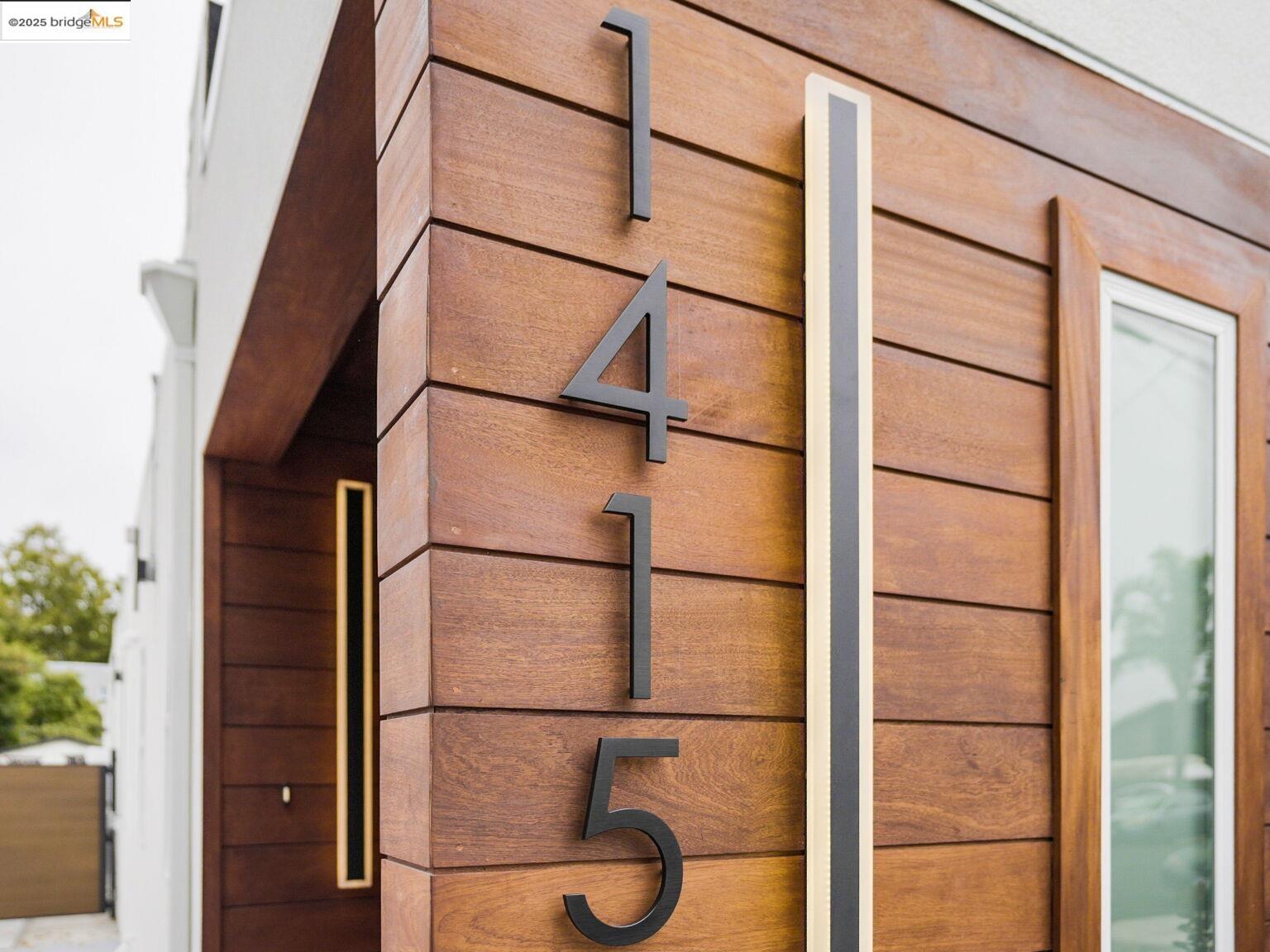 Detail Gallery Image 8 of 60 For 1415 10th St, Berkeley,  CA 94710 - 3 Beds | 3/1 Baths