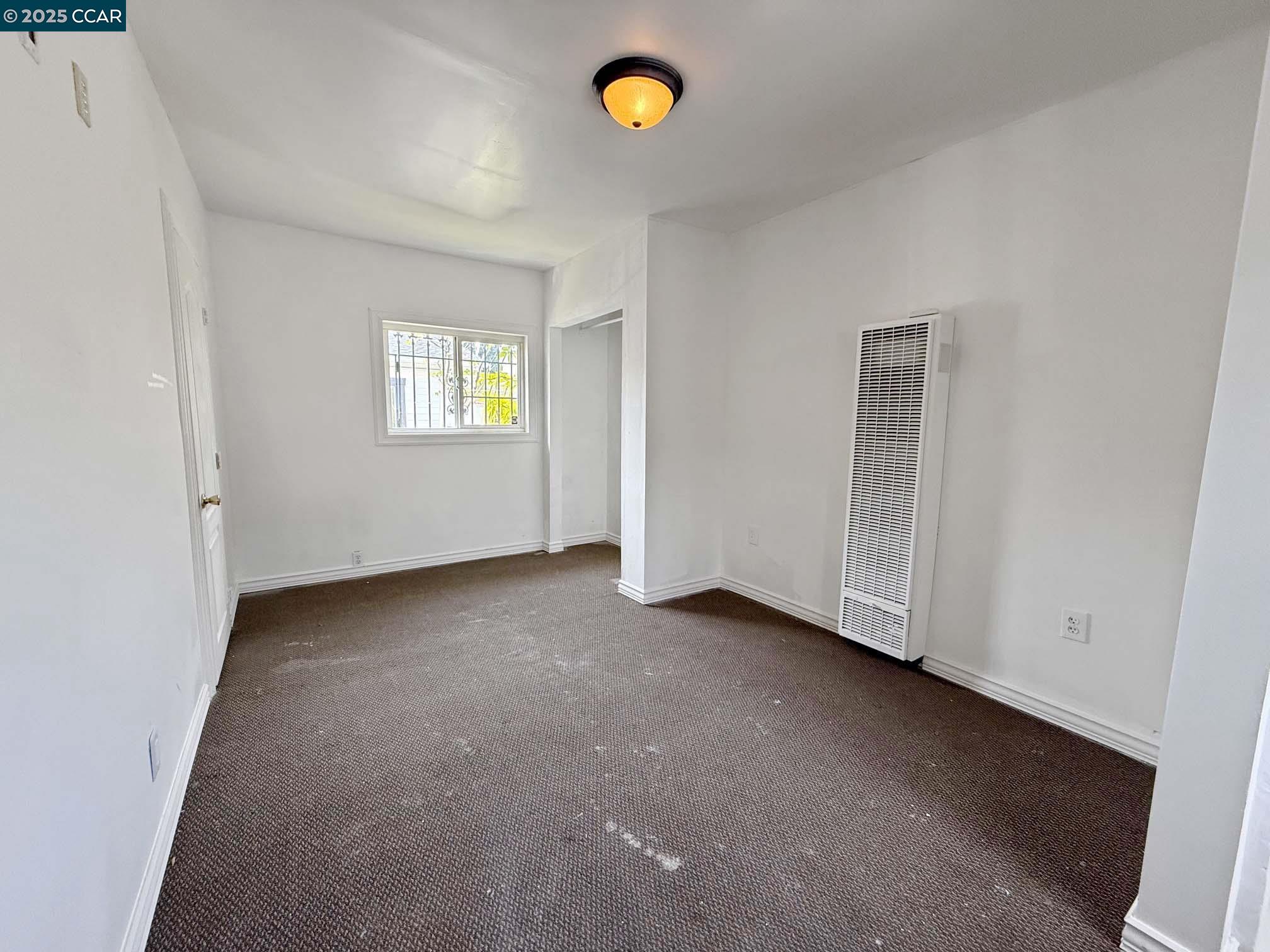 Detail Gallery Image 12 of 17 For 2129 Harrington Ave, Oakland,  CA 94601 - 2 Beds | 2 Baths