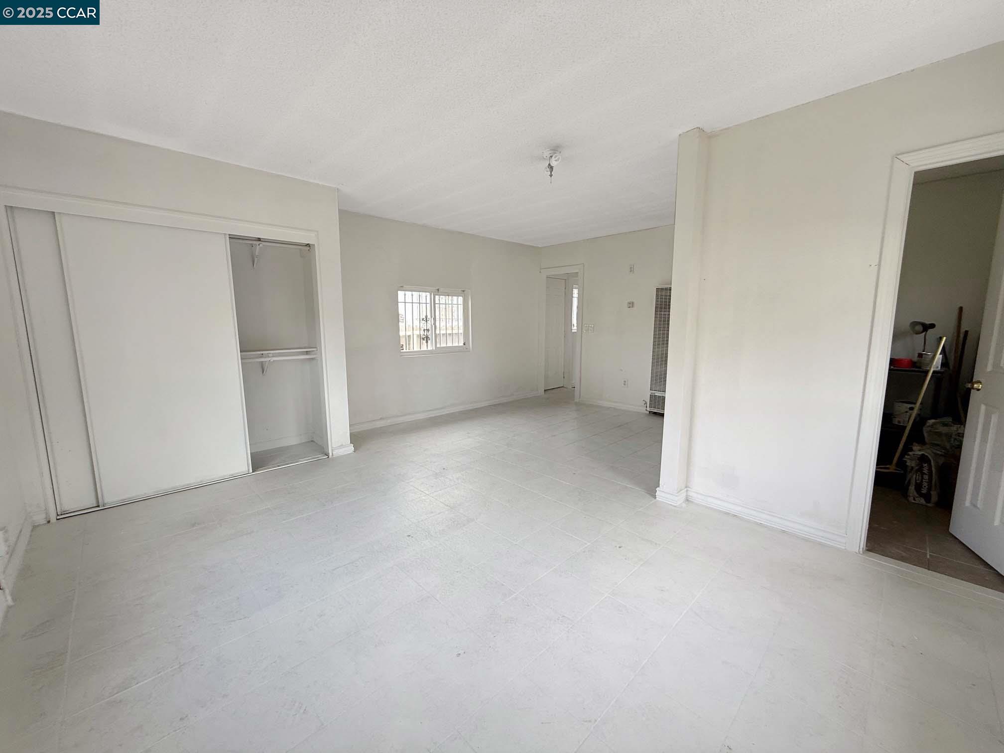 Detail Gallery Image 15 of 17 For 2129 Harrington Ave, Oakland,  CA 94601 - 2 Beds | 2 Baths