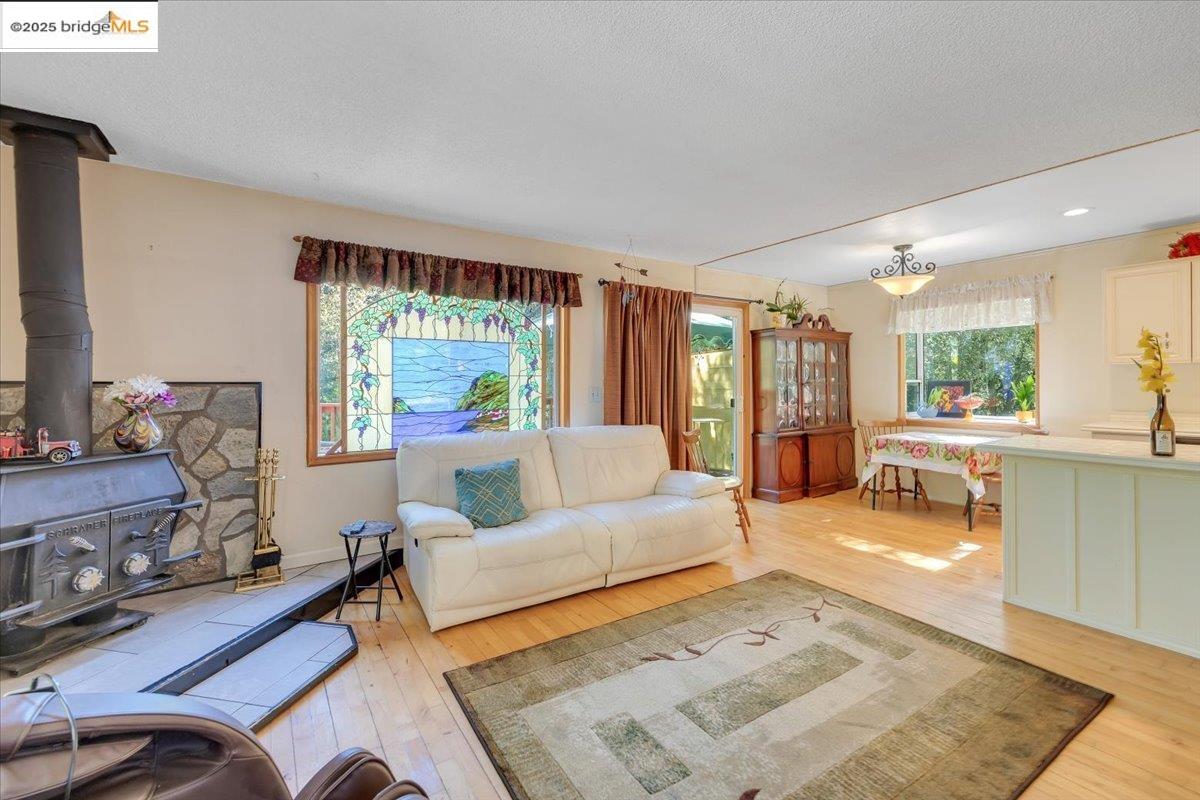 Detail Gallery Image 31 of 60 For 21931 Glenwood Rd, Sonora,  CA 95370-9165 - 3 Beds | 2 Baths