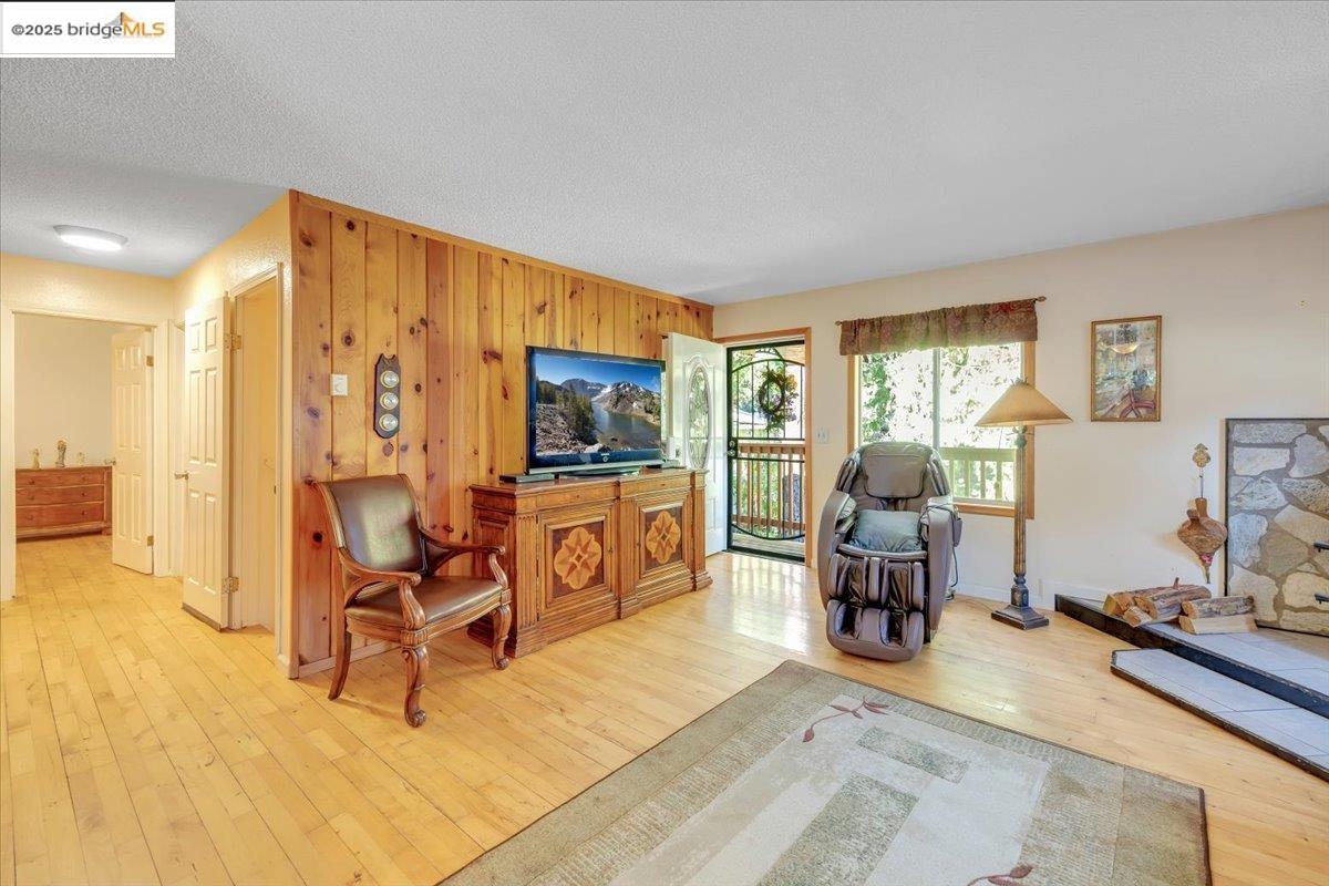 Detail Gallery Image 34 of 60 For 21931 Glenwood Rd, Sonora,  CA 95370-9165 - 3 Beds | 2 Baths