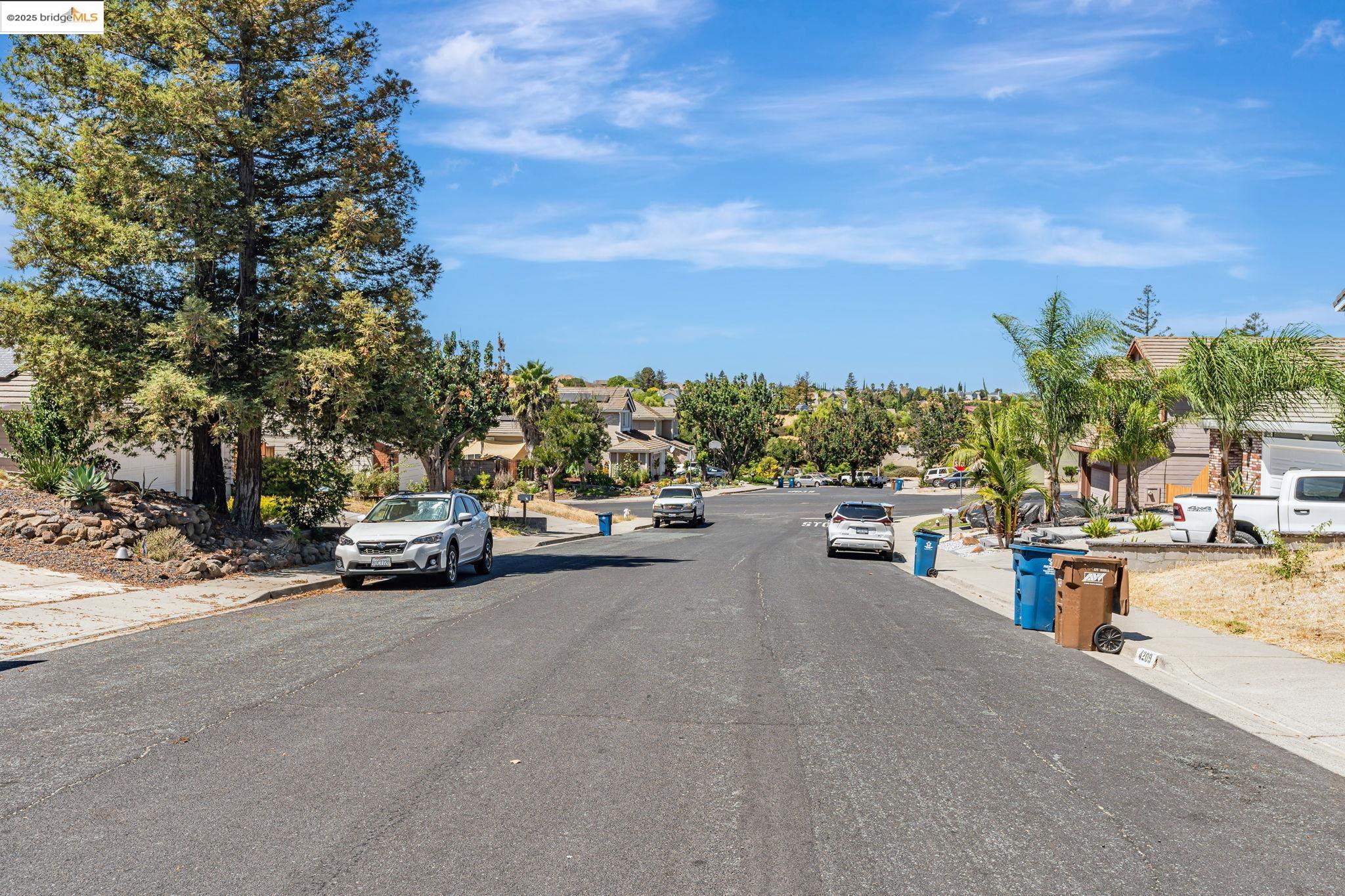 Detail Gallery Image 46 of 56 For 4212 Mcswain Ct, Antioch,  CA 94531 - 5 Beds | 3 Baths