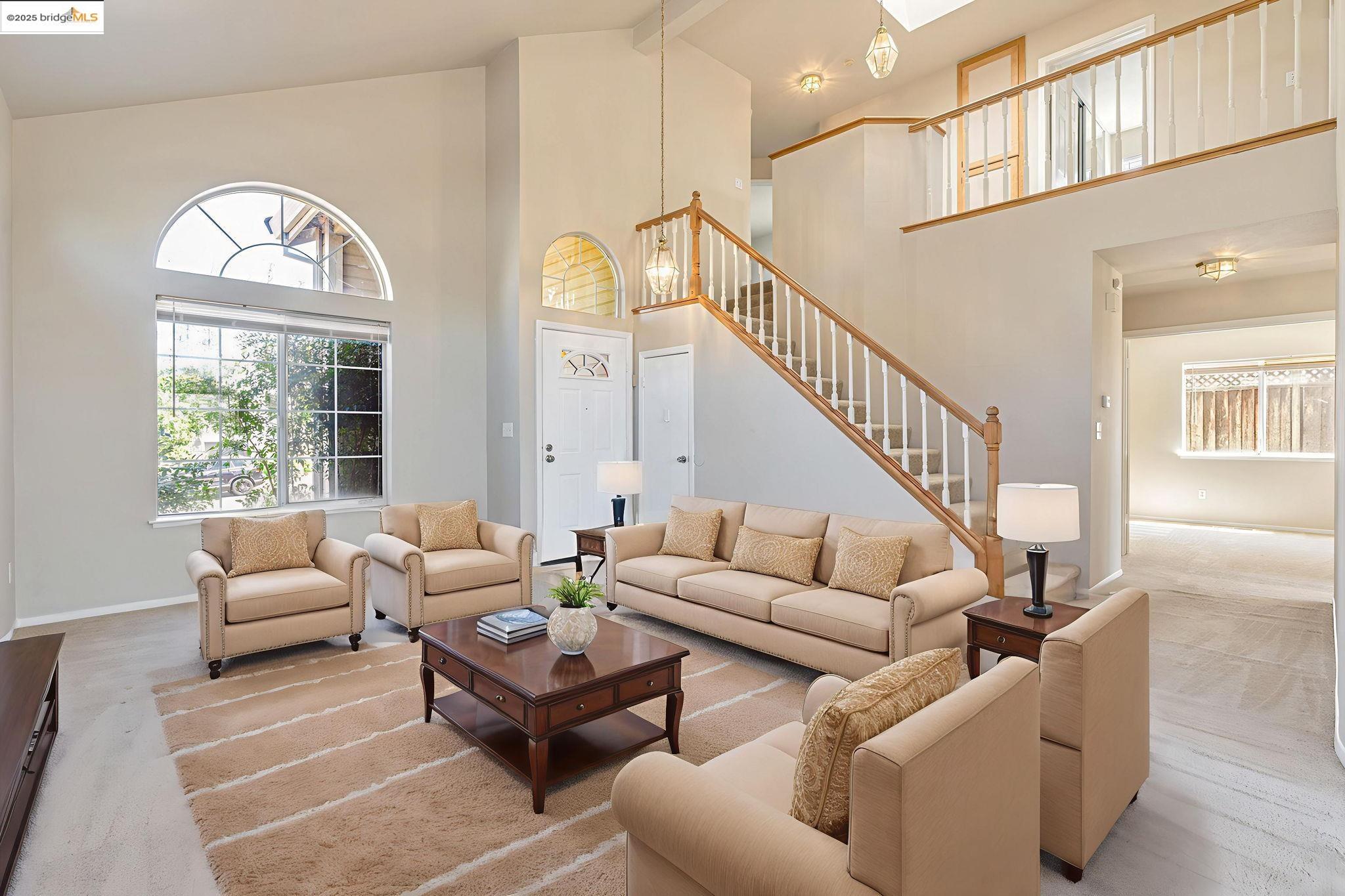 Detail Gallery Image 7 of 56 For 4212 Mcswain Ct, Antioch,  CA 94531 - 5 Beds | 3 Baths
