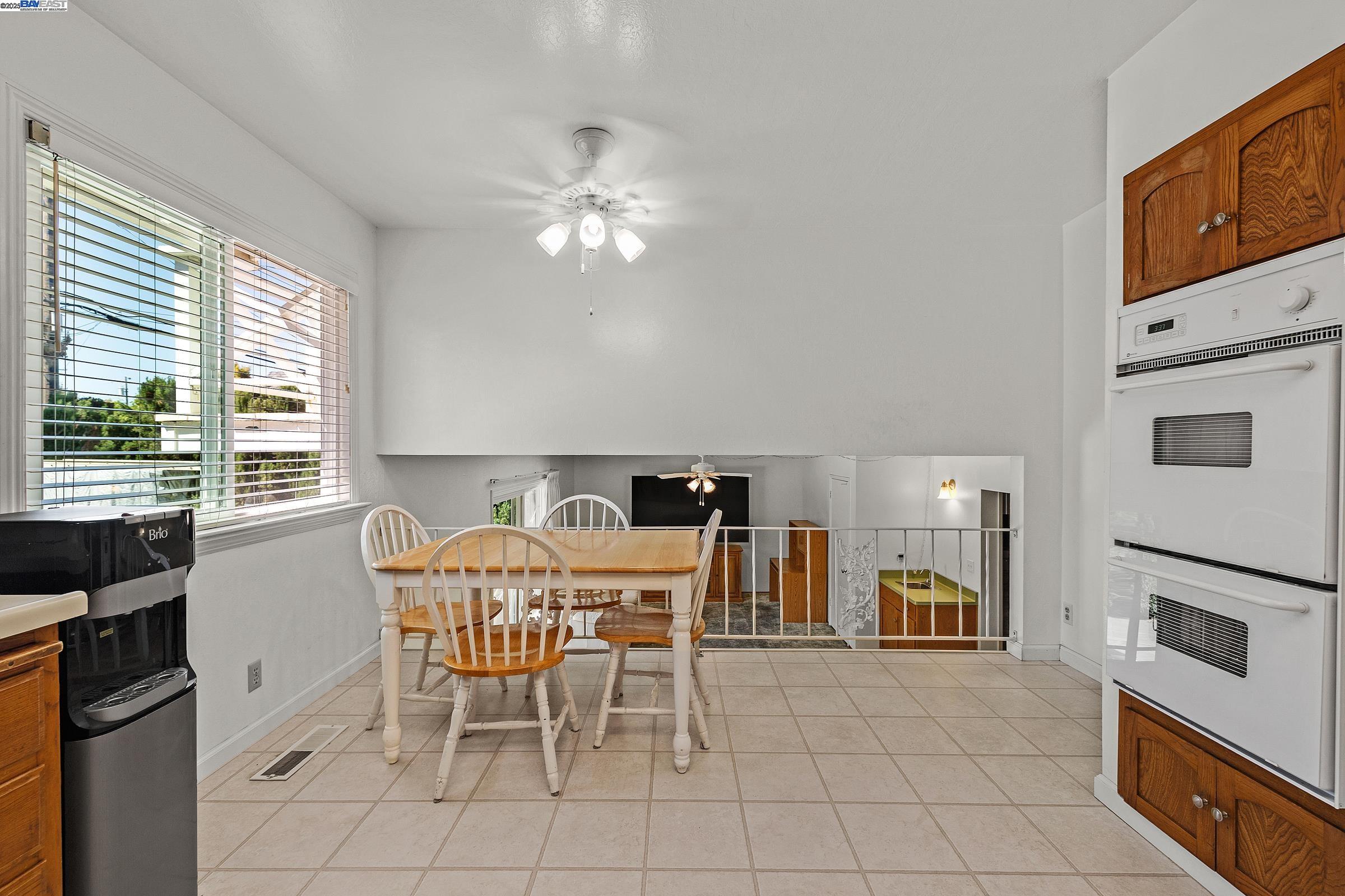 Detail Gallery Image 14 of 38 For 4251 Nicolet Ave, Fremont,  CA 94536 - 4 Beds | 3 Baths