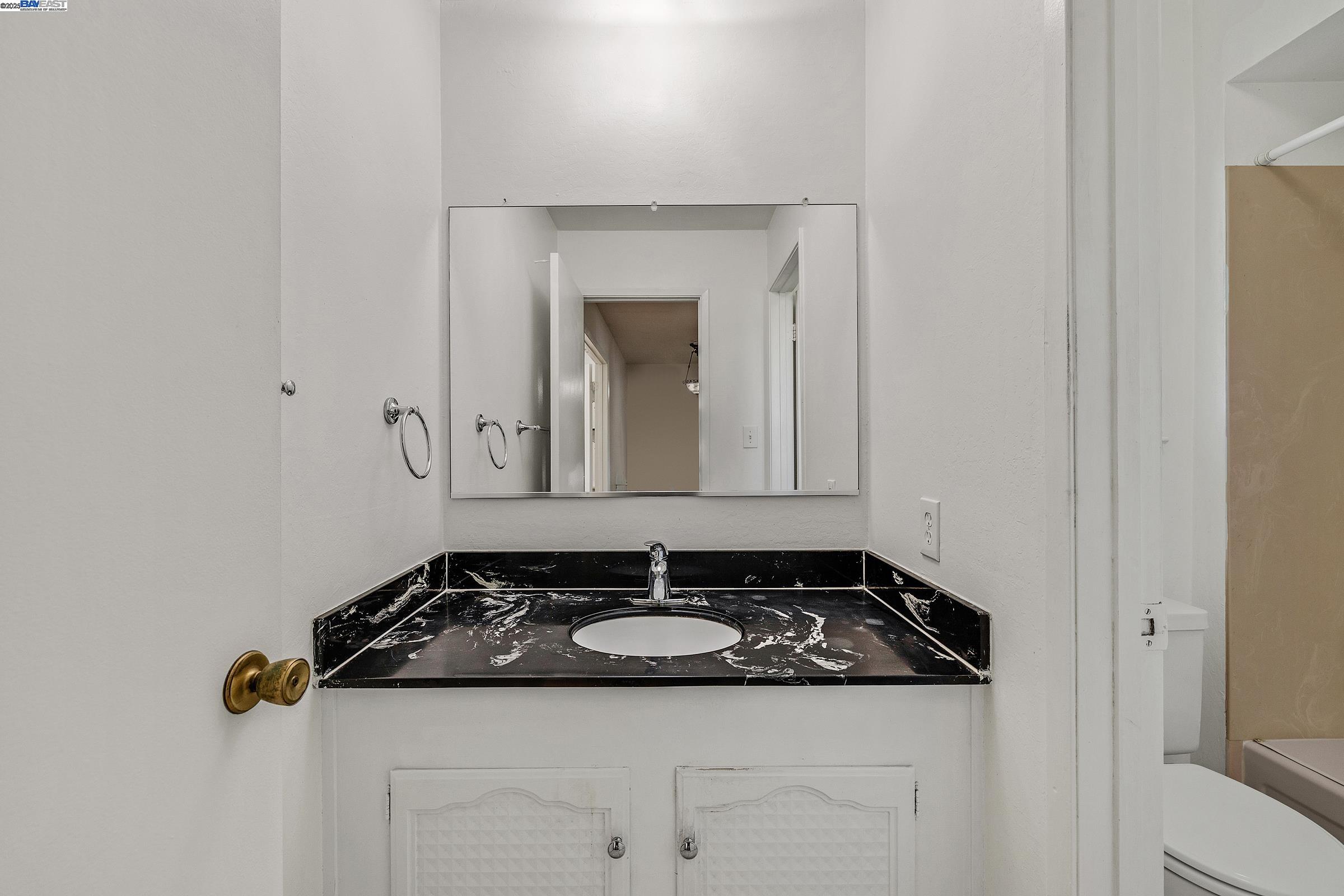 Detail Gallery Image 32 of 38 For 4251 Nicolet Ave, Fremont,  CA 94536 - 4 Beds | 3 Baths