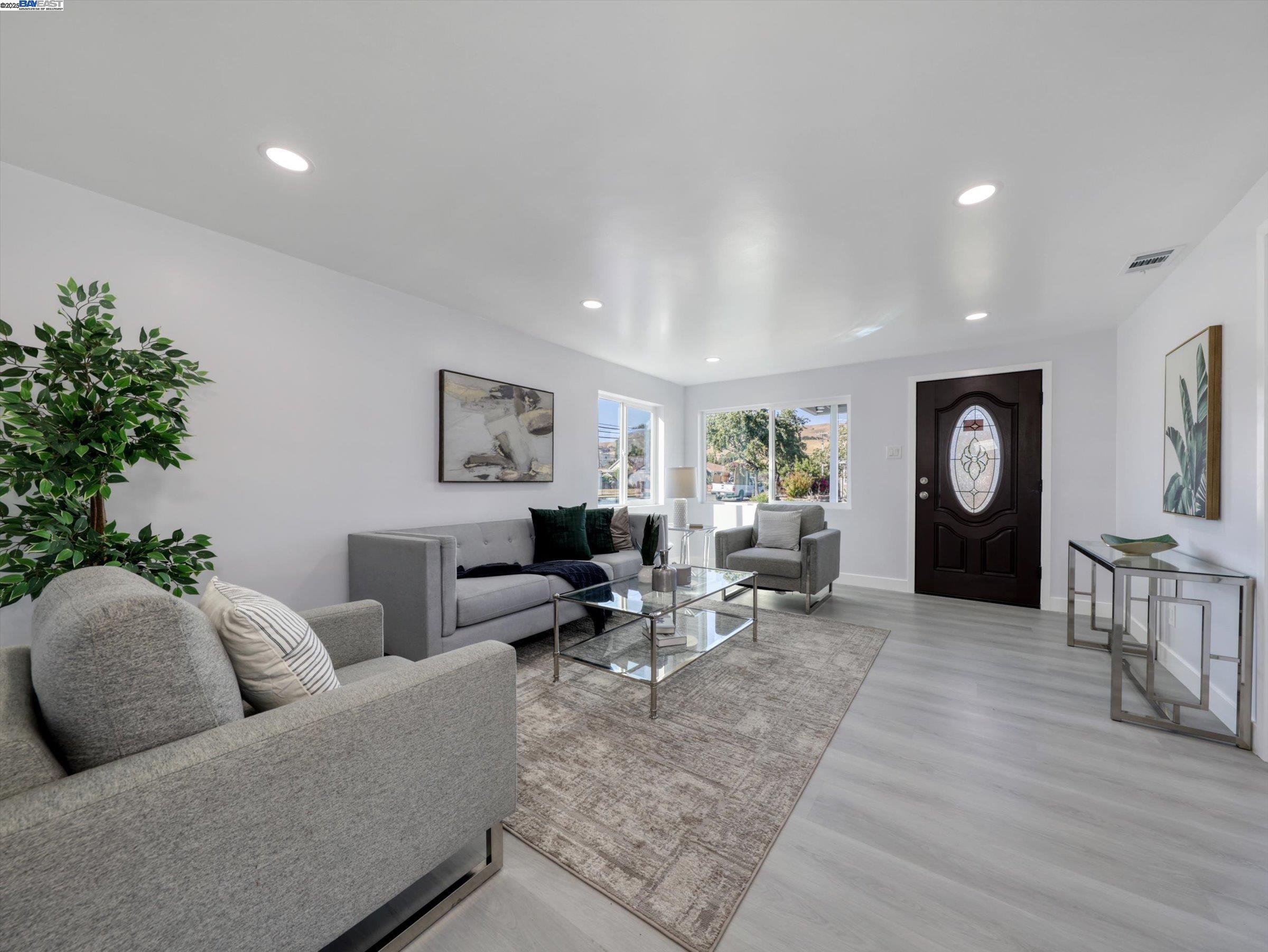 Detail Gallery Image 11 of 56 For 33603 3rd St, Union City,  CA 94587 - 4 Beds | 2 Baths