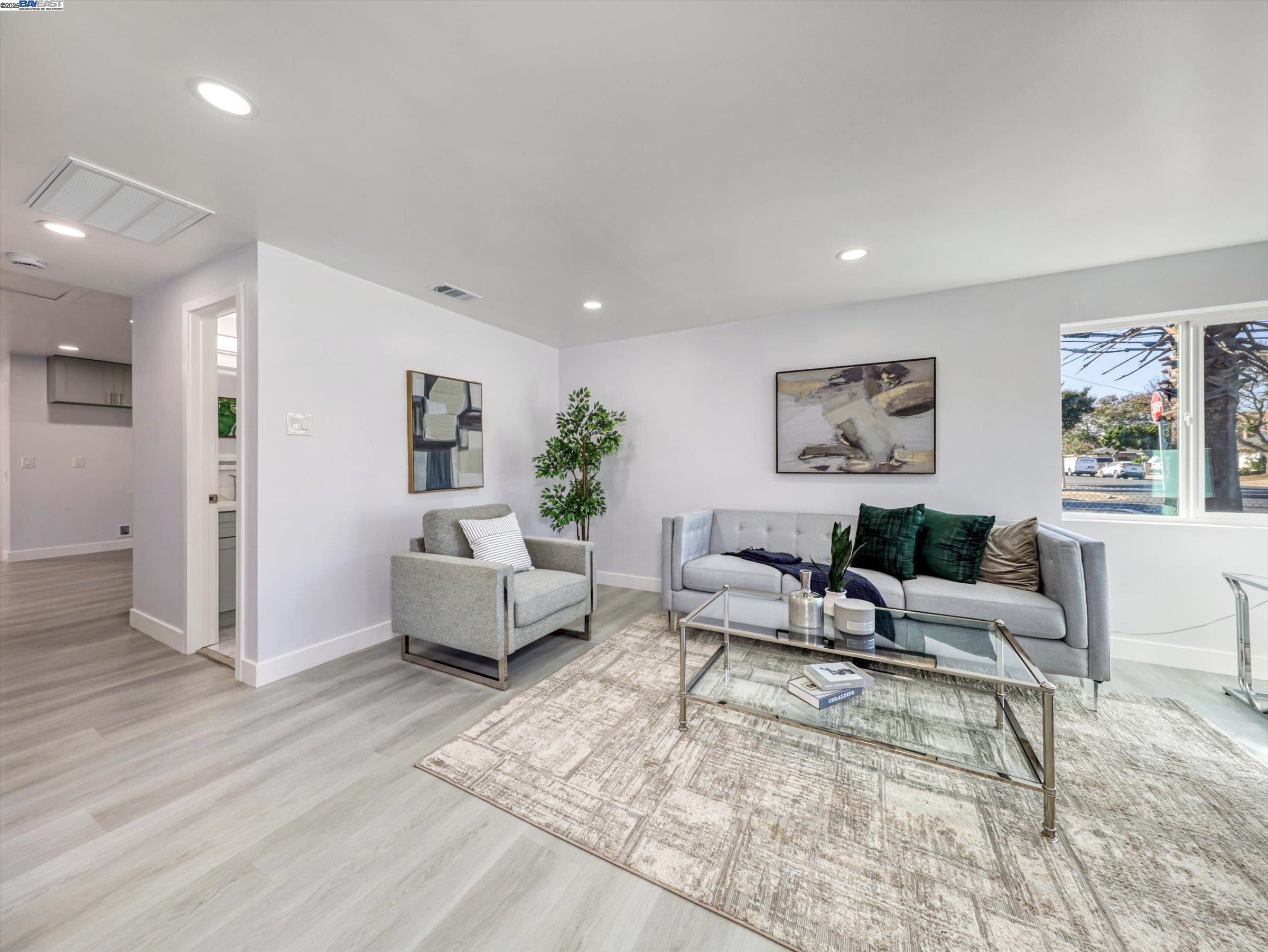 Detail Gallery Image 15 of 56 For 33603 3rd St, Union City,  CA 94587 - 4 Beds | 2 Baths