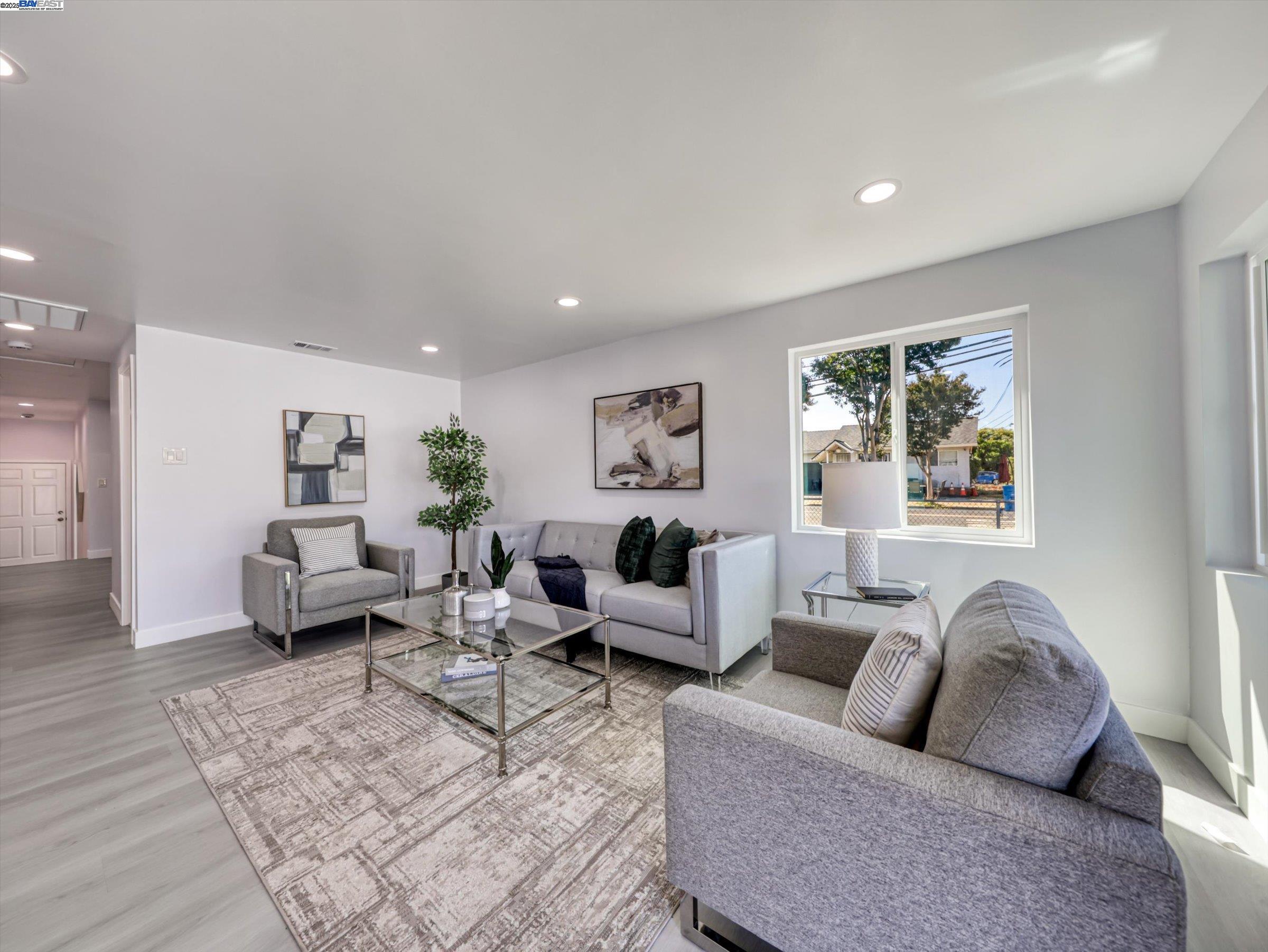 Detail Gallery Image 3 of 56 For 33603 3rd St, Union City,  CA 94587 - 4 Beds | 2 Baths