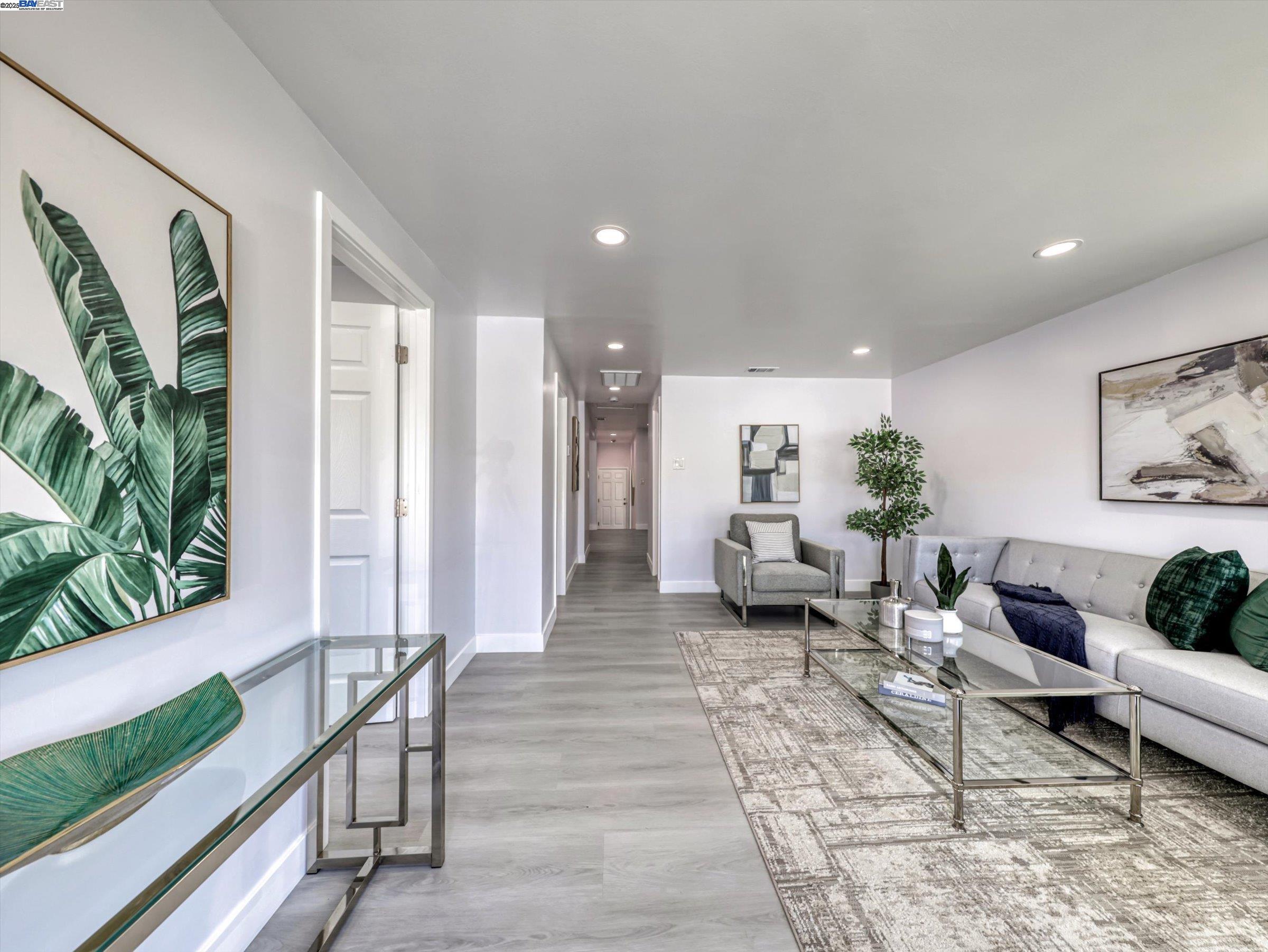 Detail Gallery Image 4 of 56 For 33603 3rd St, Union City,  CA 94587 - 4 Beds | 2 Baths
