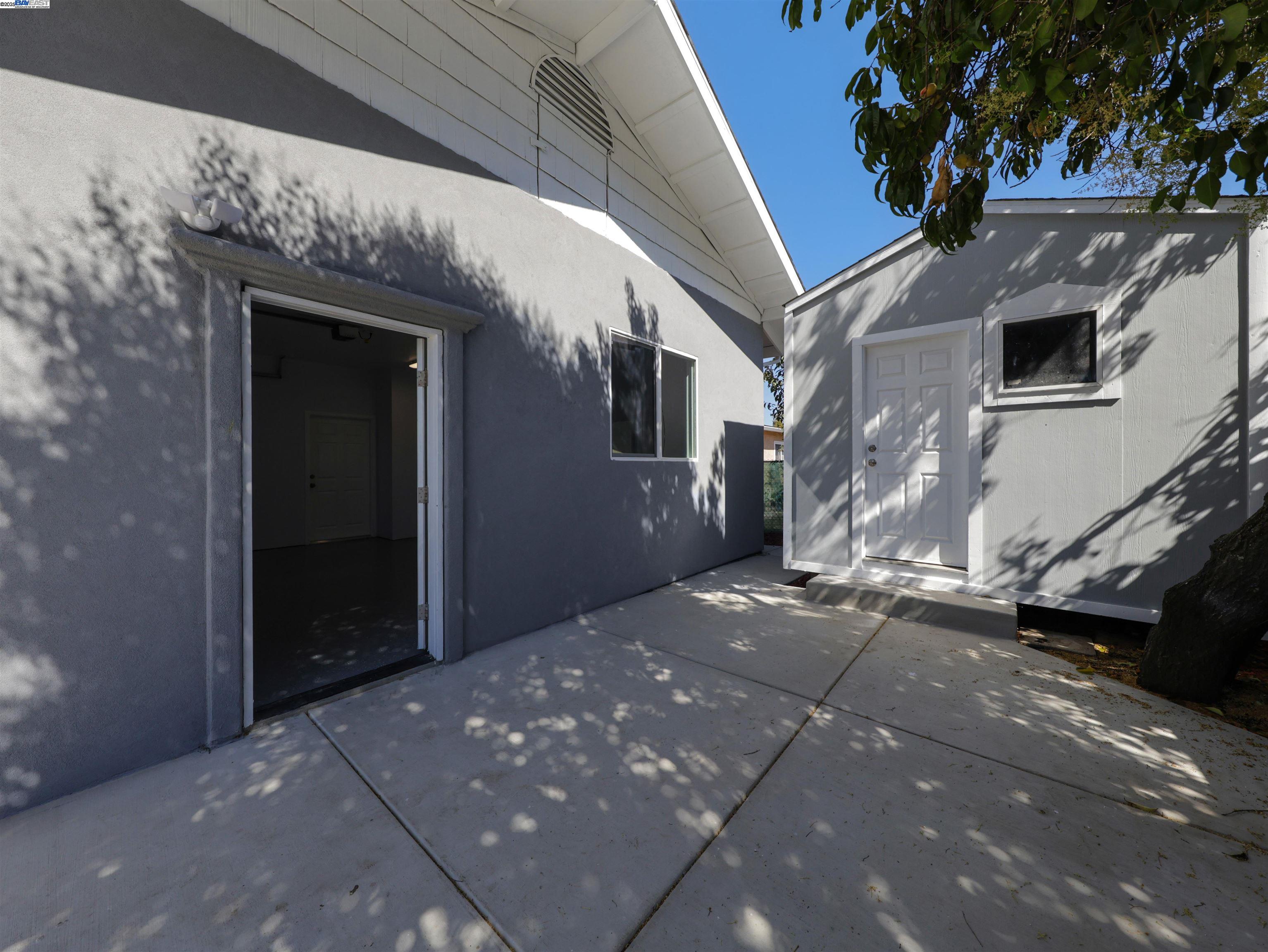 Detail Gallery Image 5 of 56 For 33603 3rd St, Union City,  CA 94587 - 4 Beds | 2 Baths