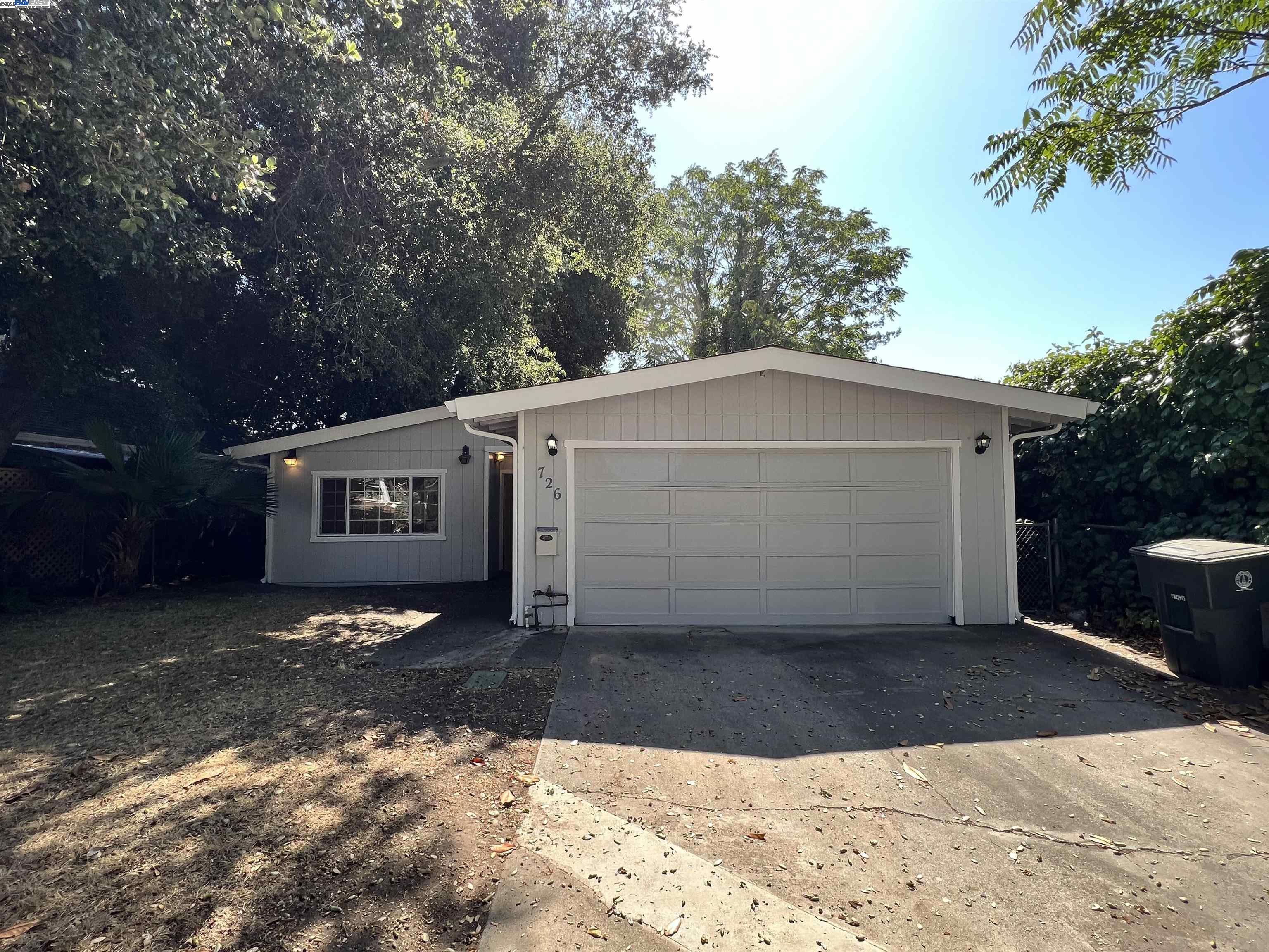 Detail Gallery Image 1 of 41 For 726 Homer Ave, Palo Alto,  CA 94301 - 3 Beds | 2 Baths