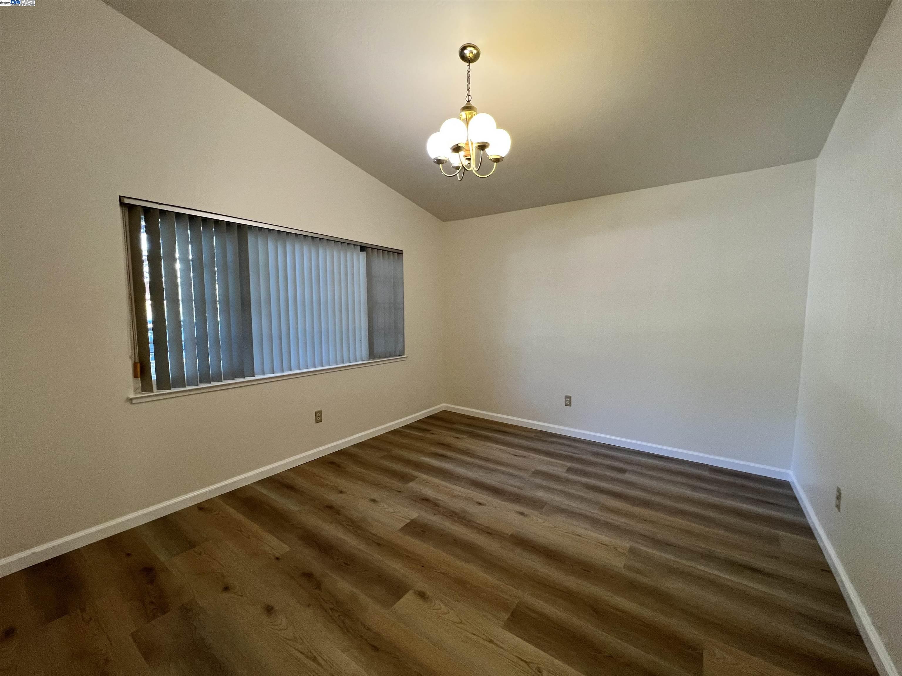 Detail Gallery Image 3 of 41 For 726 Homer Ave, Palo Alto,  CA 94301 - 3 Beds | 2 Baths