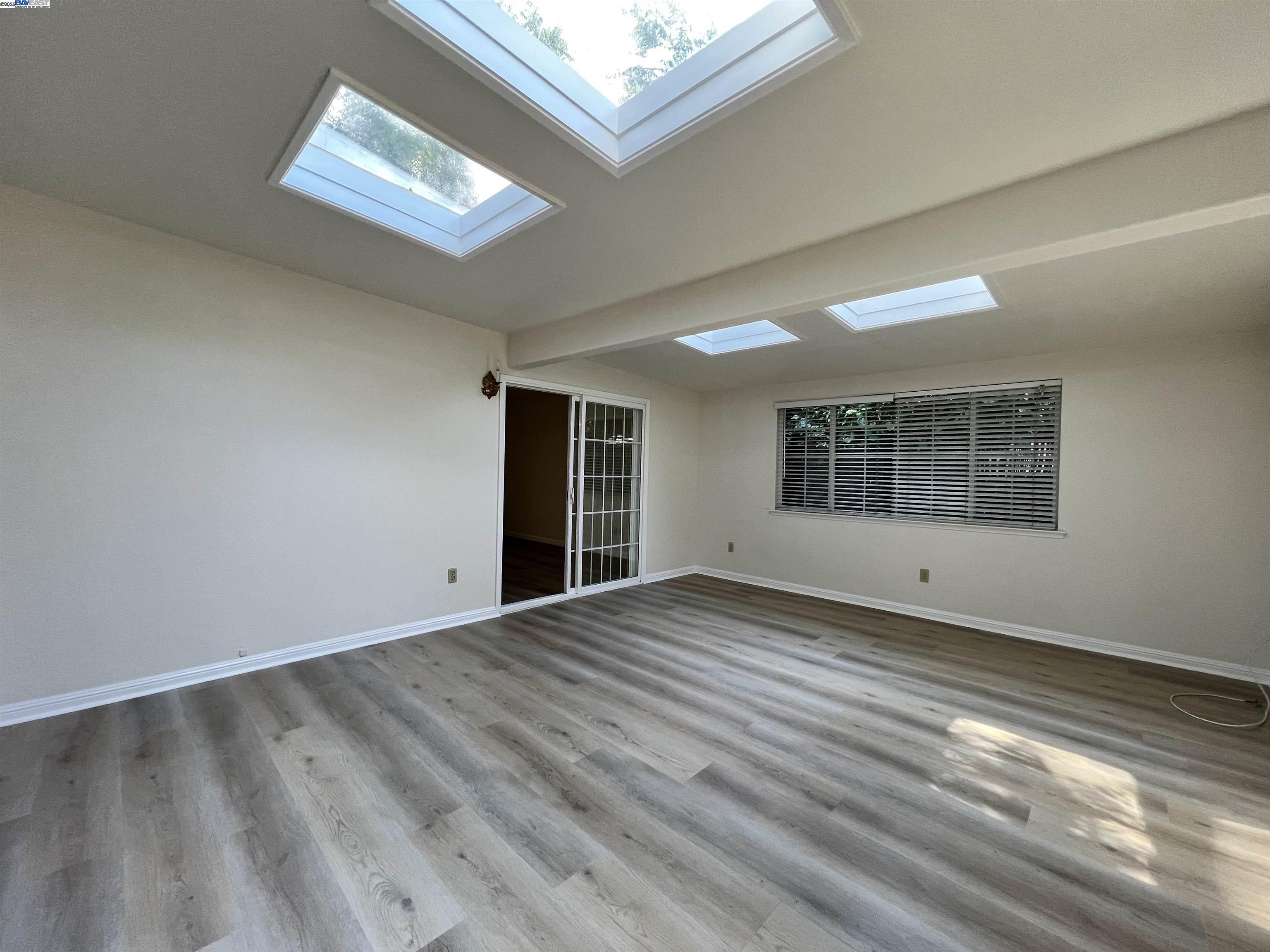 Detail Gallery Image 21 of 41 For 726 Homer Ave, Palo Alto,  CA 94301 - 3 Beds | 2 Baths