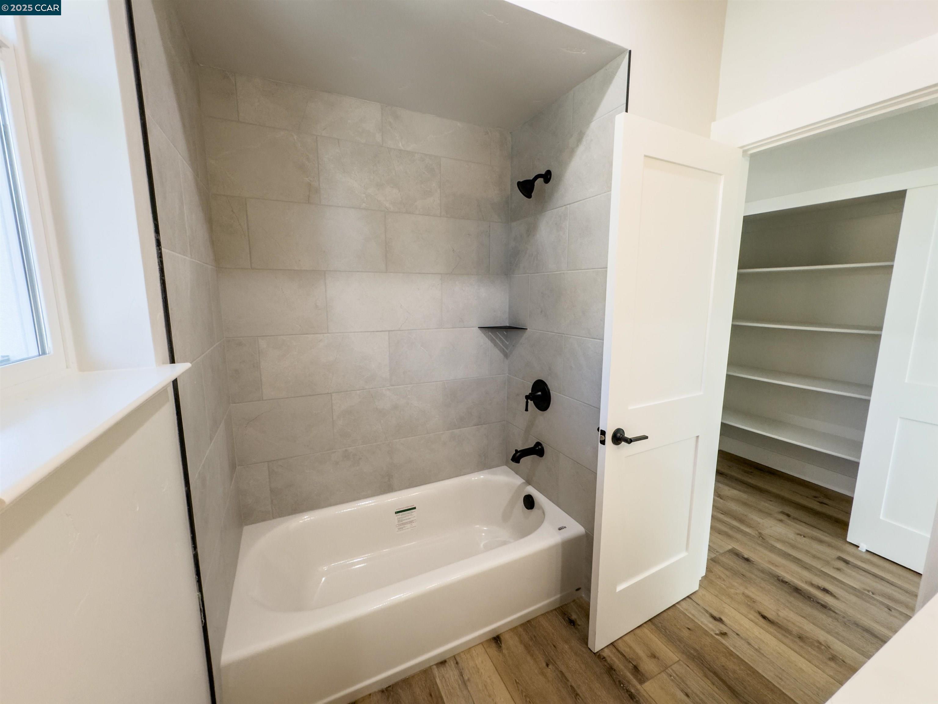 Detail Gallery Image 20 of 31 For 4684 Prospect Ave, Santa Rosa,  CA 95409-1500 - 4 Beds | 3 Baths