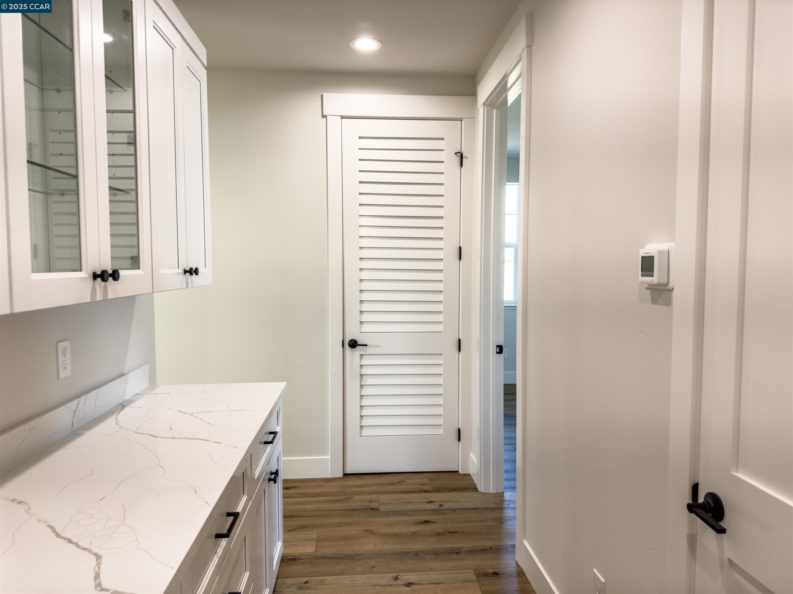 Detail Gallery Image 29 of 31 For 4684 Prospect Ave, Santa Rosa,  CA 95409-1500 - 4 Beds | 3 Baths