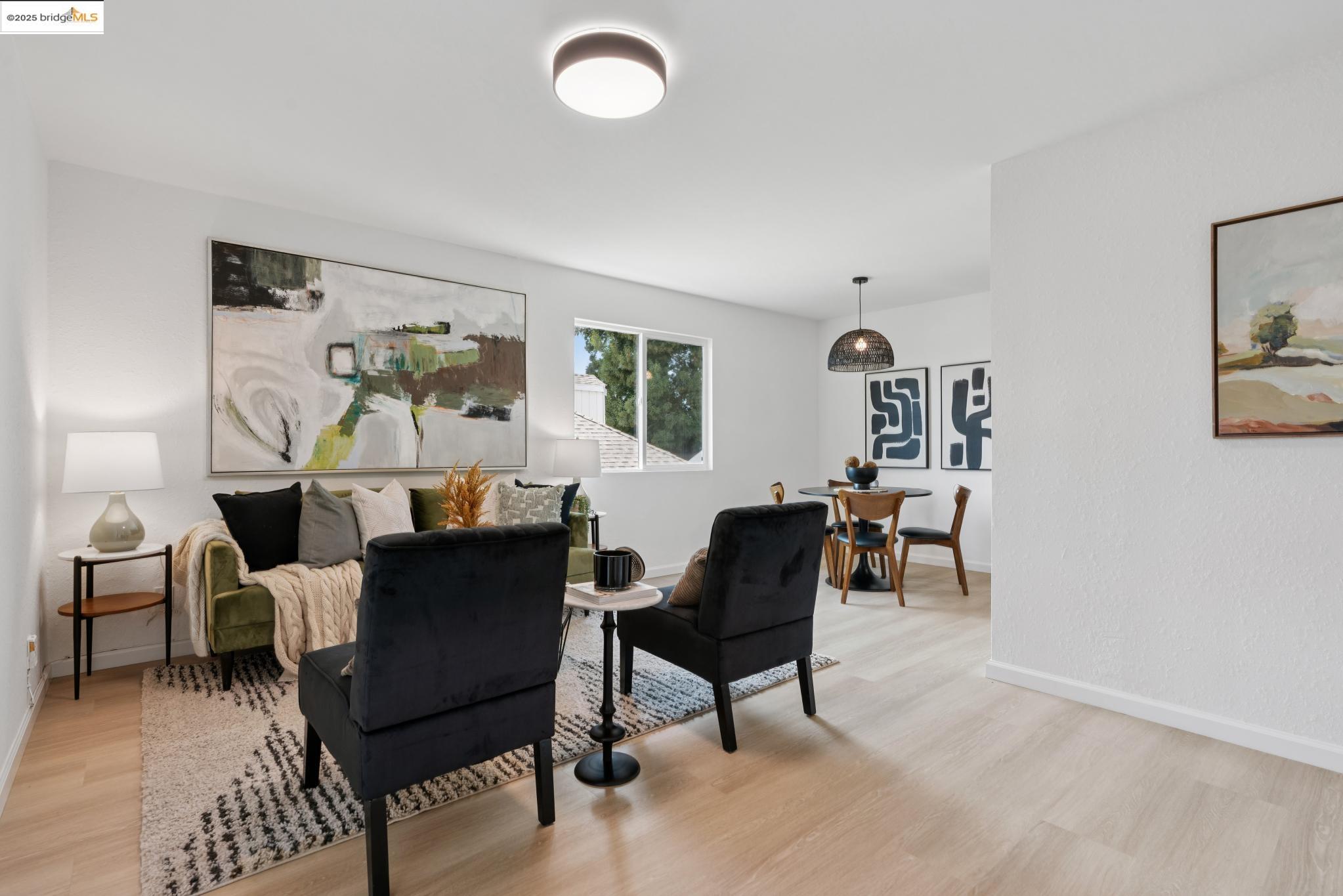 Photo #6: 41108385 Listing 