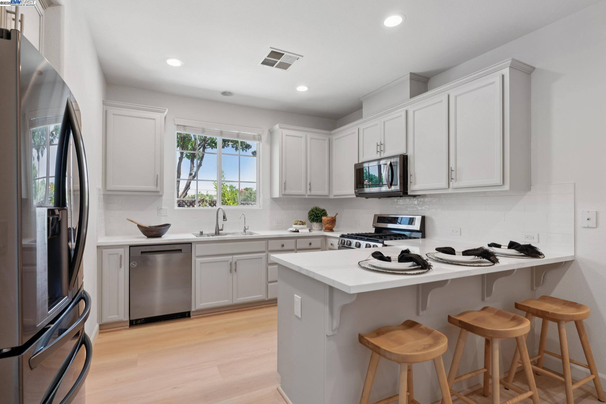 Detail Gallery Image 13 of 48 For 4298 Astor Hollow St, San Ramon,  CA 94582 - 3 Beds | 2/1 Baths