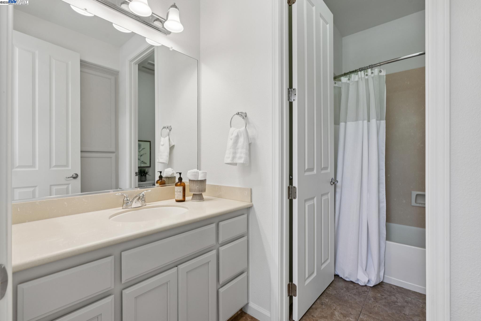 Detail Gallery Image 37 of 48 For 4298 Astor Hollow St, San Ramon,  CA 94582 - 3 Beds | 2/1 Baths