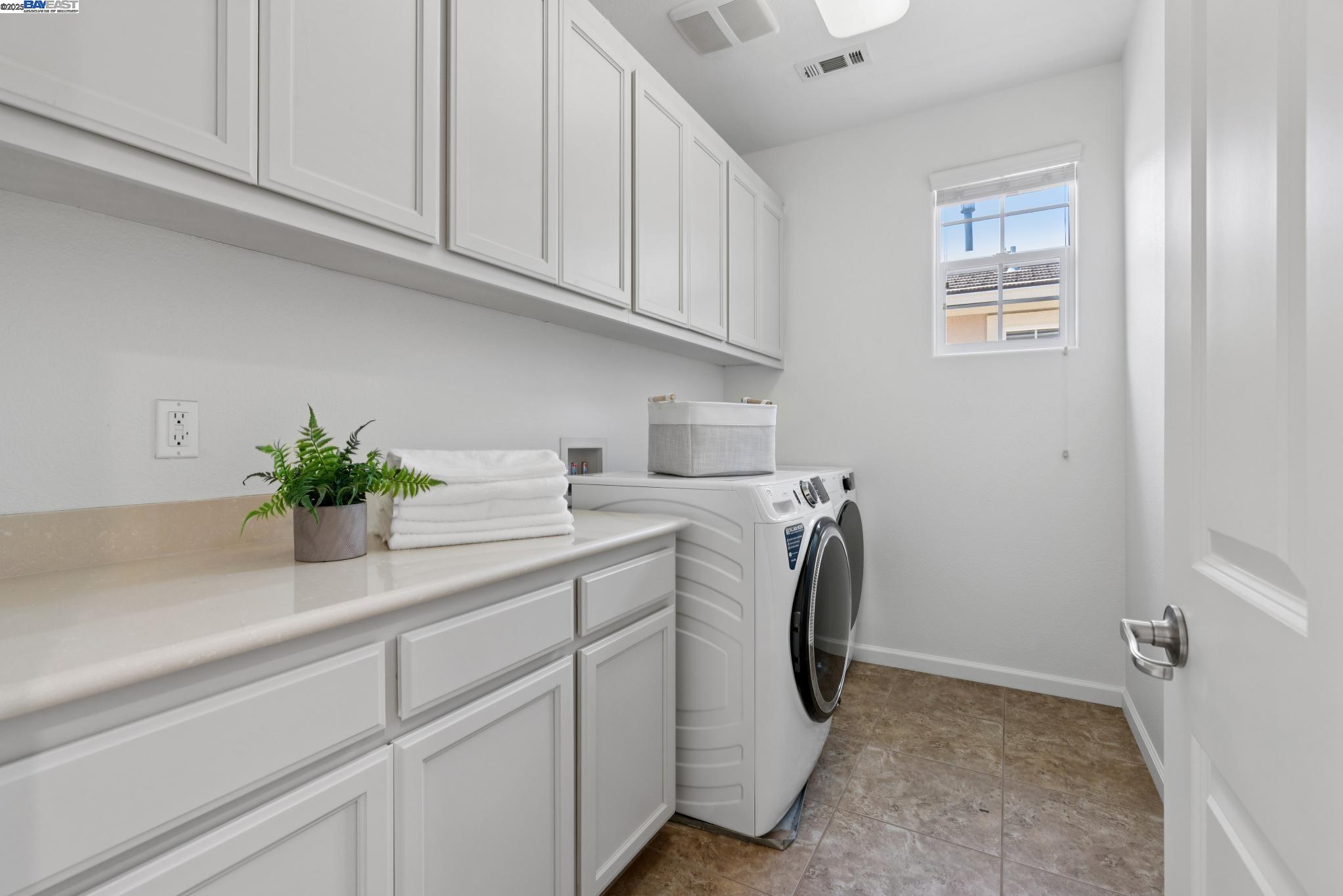 Detail Gallery Image 39 of 48 For 4298 Astor Hollow St, San Ramon,  CA 94582 - 3 Beds | 2/1 Baths