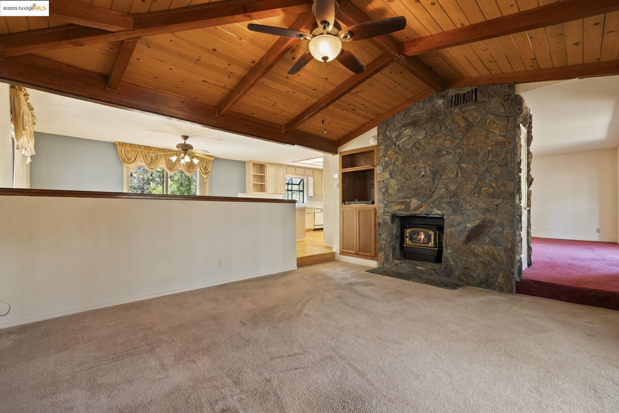 Detail Gallery Image 13 of 50 For 20059 Pleasant View Dr., Groveland,  CA 95321 - 3 Beds | 3 Baths