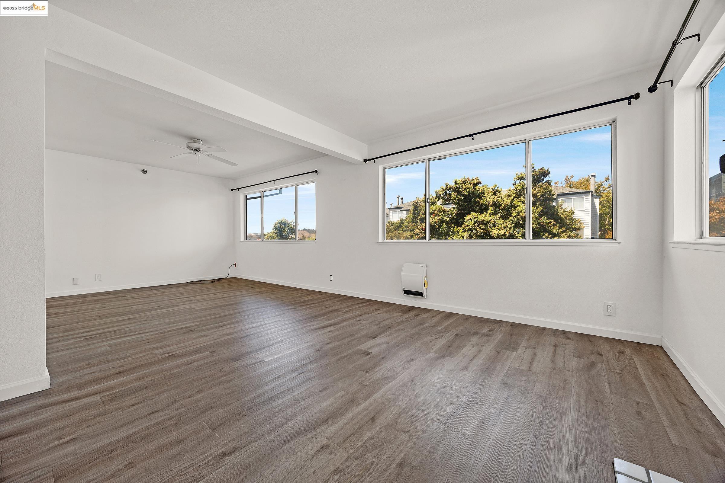 Photo #16: 41108390 Listing: Photo #16