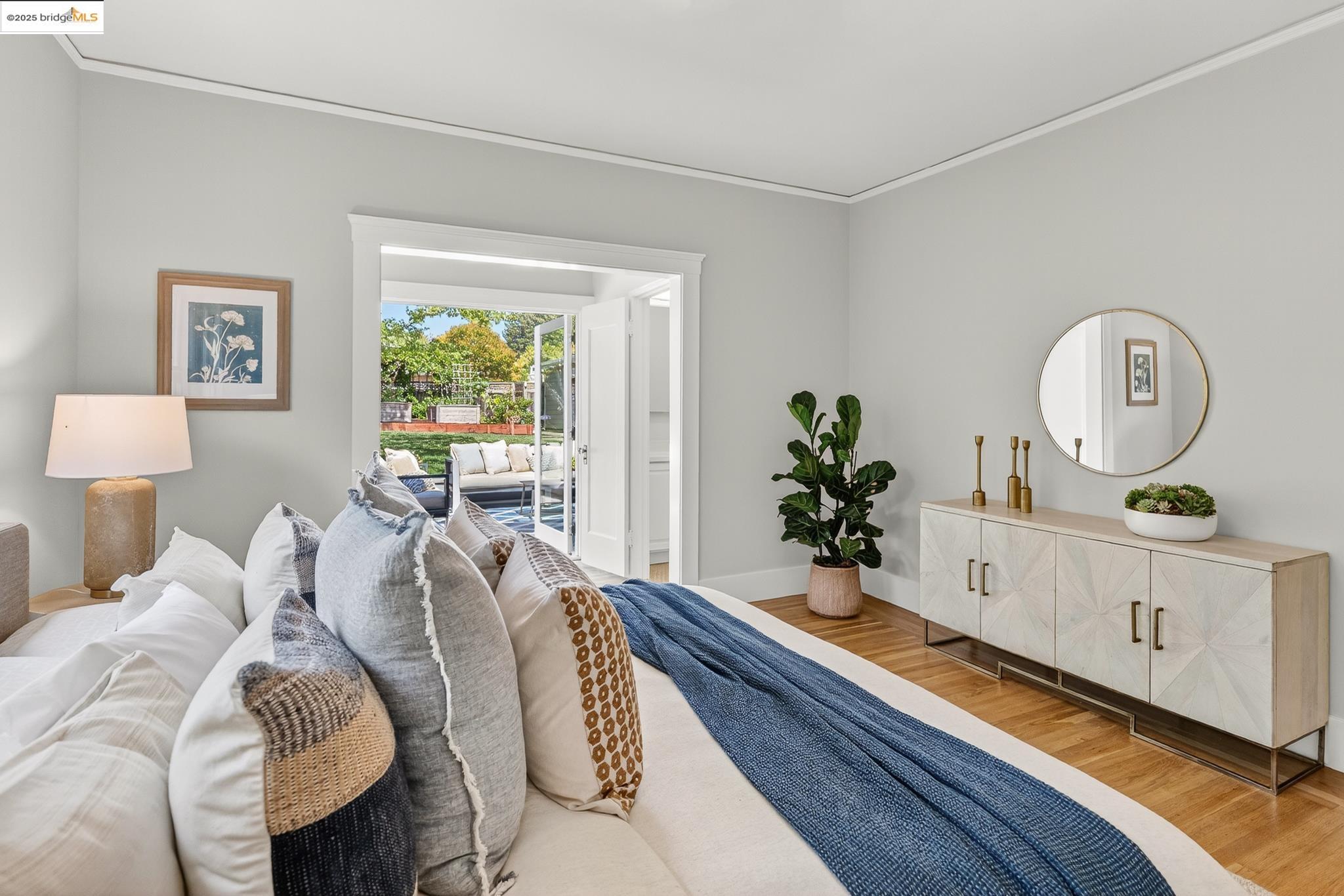 Detail Gallery Image 25 of 50 For 155 Arbor Dr, Piedmont,  CA 94610 - 3 Beds | 2 Baths