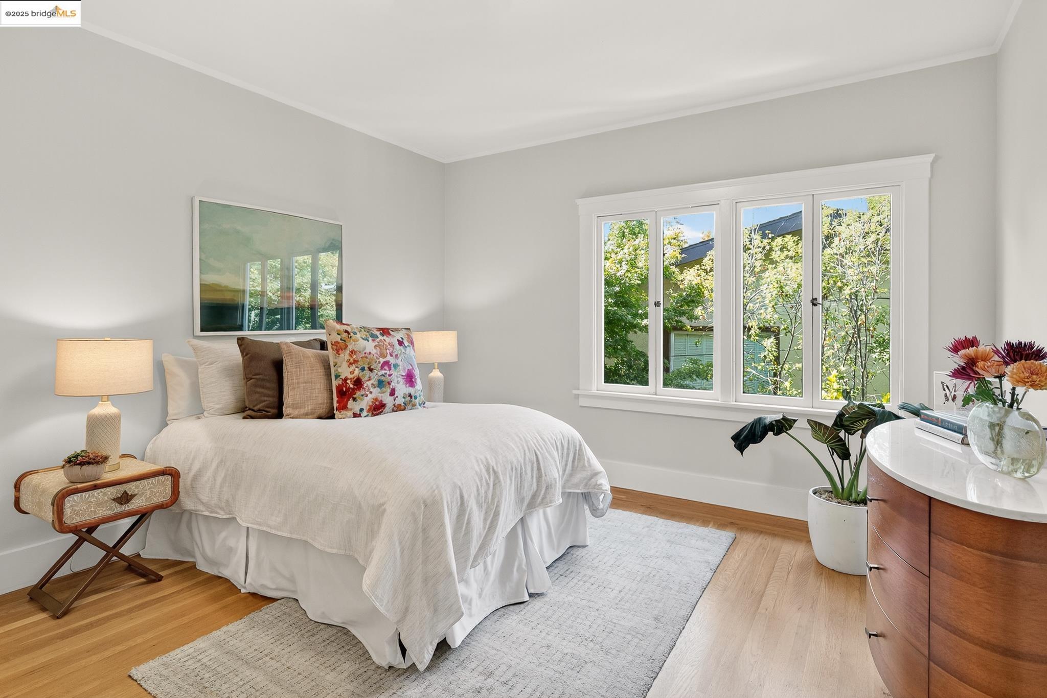Detail Gallery Image 29 of 50 For 155 Arbor Dr, Piedmont,  CA 94610 - 3 Beds | 2 Baths