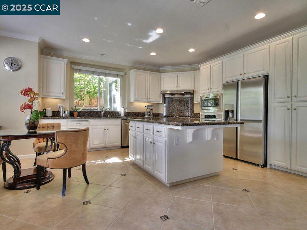 Detail Gallery Image 22 of 30 For 60 Foster Dr, San Ramon,  CA 94583 - 5 Beds | 3 Baths
