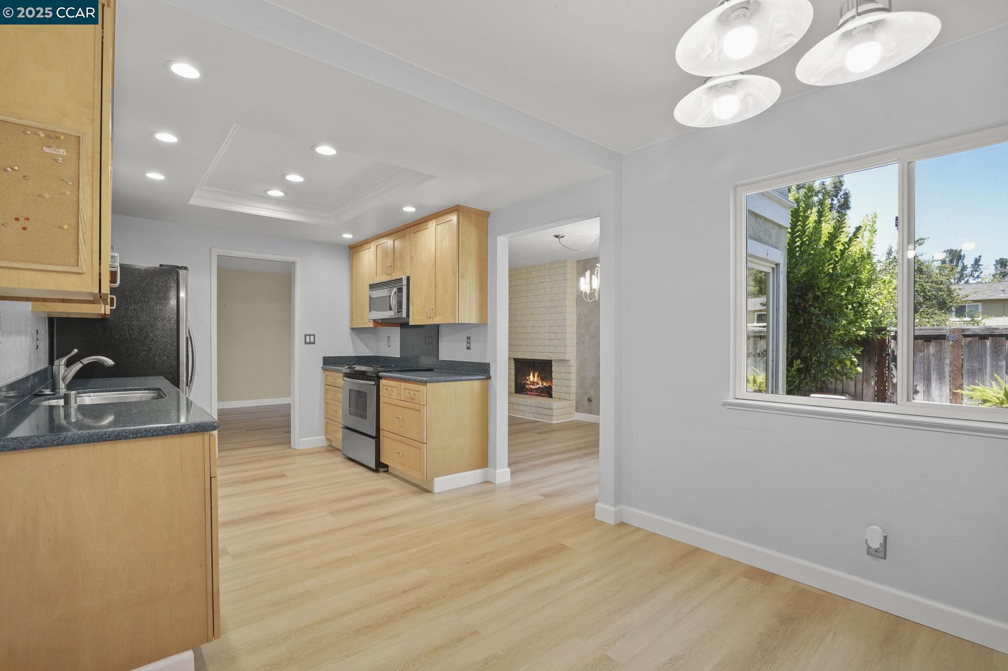 Photo #13: 41108396 Listing: Photo #13
