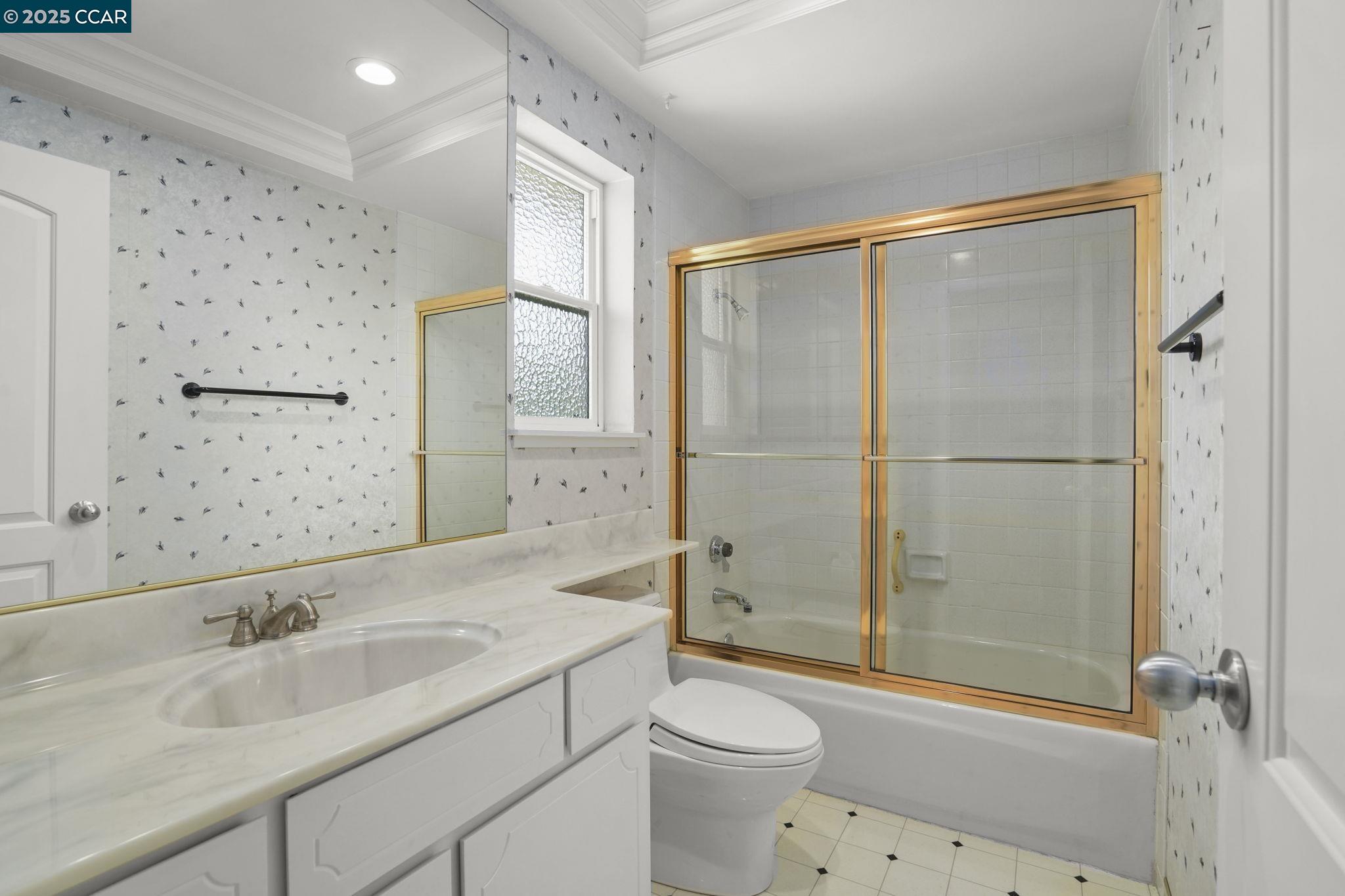 Photo #24: 41108396 Listing: Photo #24