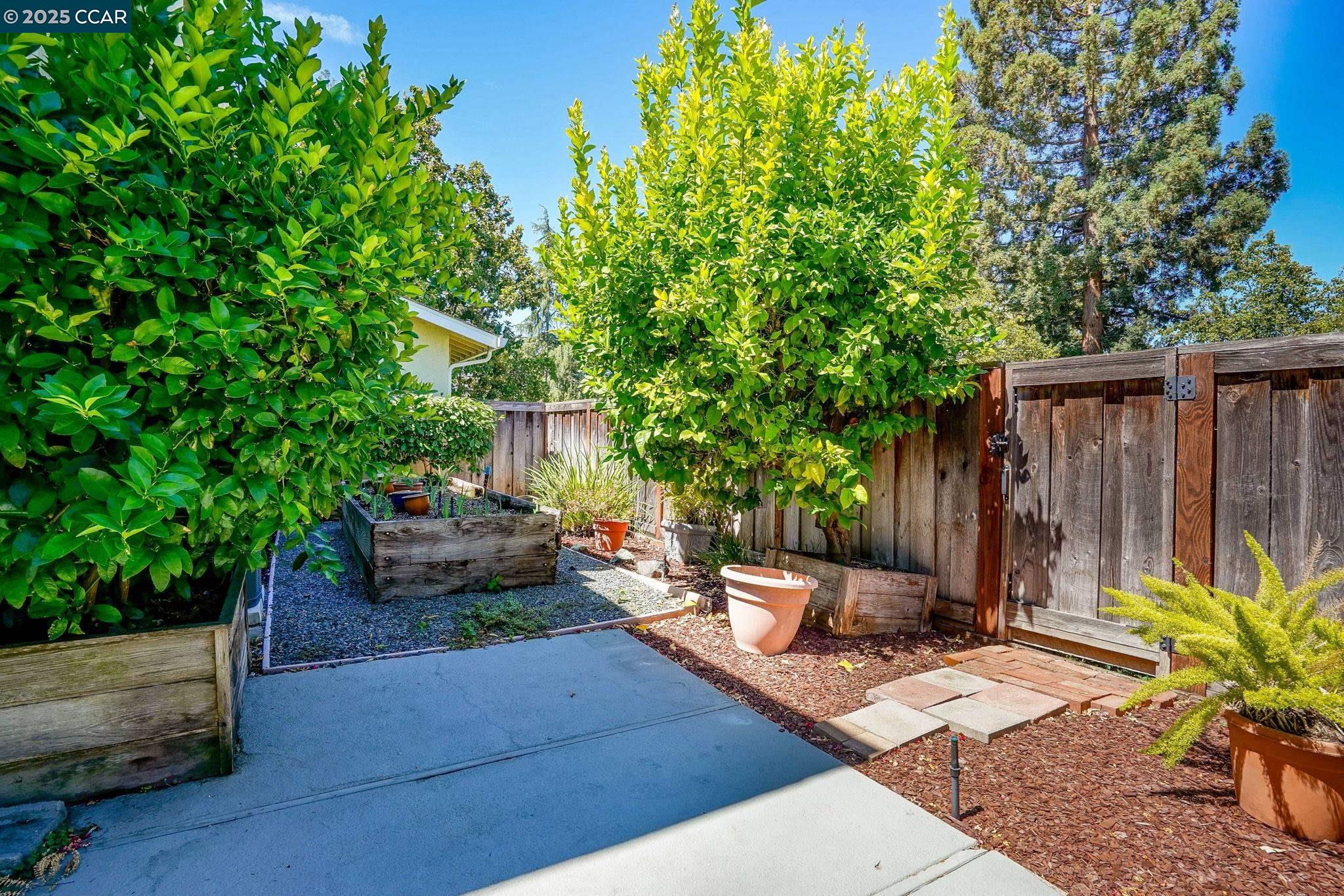Photo #28: 41108396 Listing: Photo #28