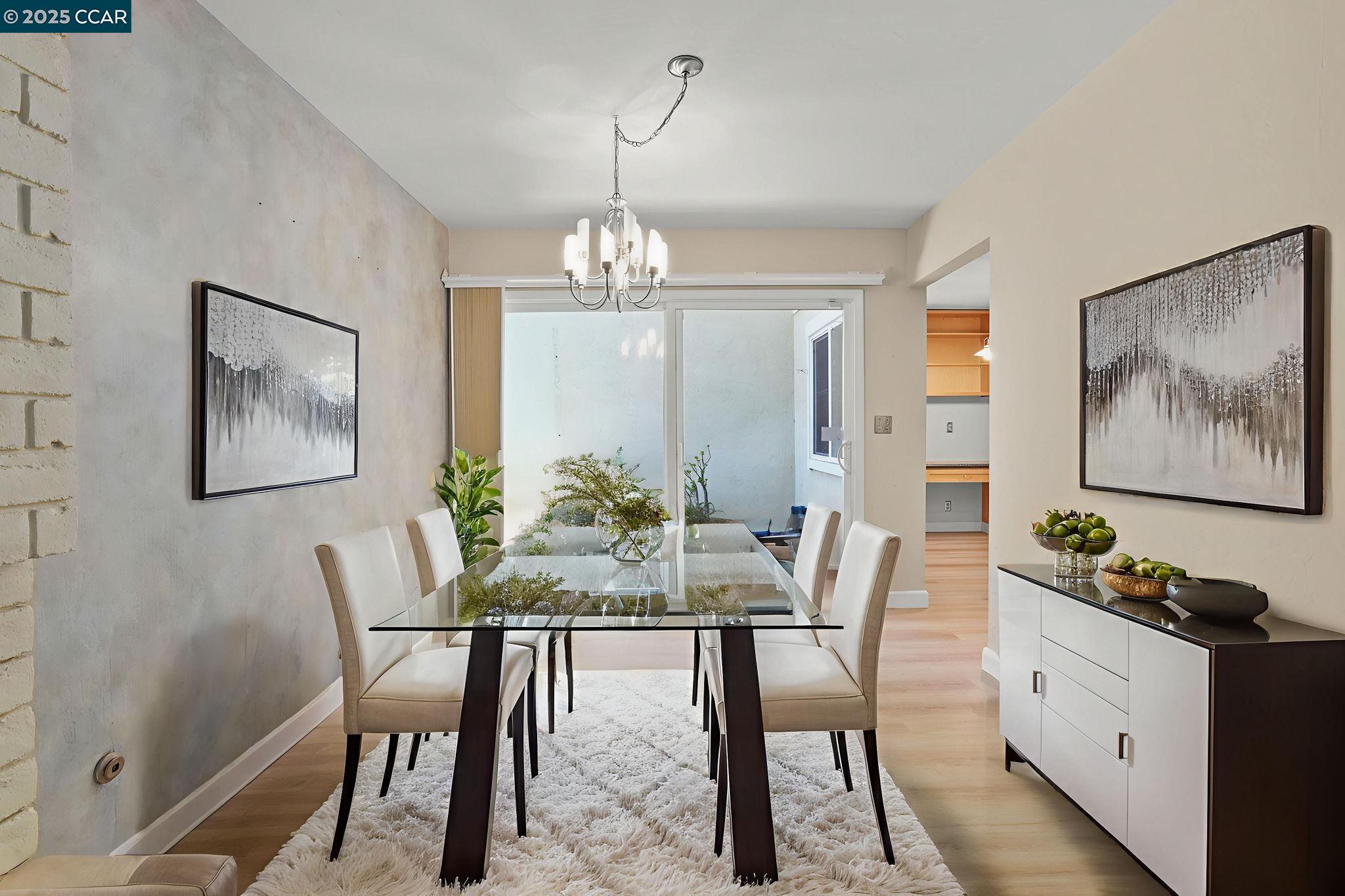 Photo #7: 41108396 Listing: Photo #7