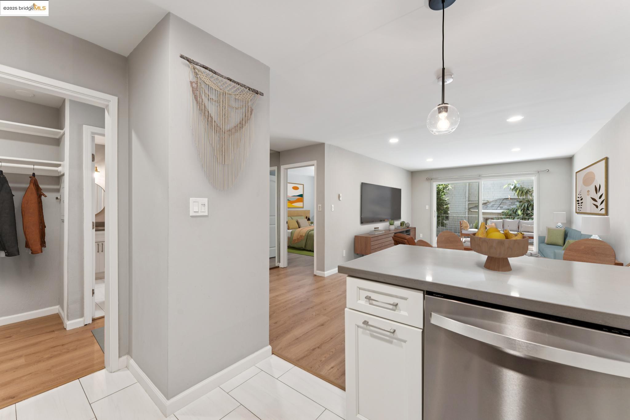 Photo #3: 41108398 Listing 