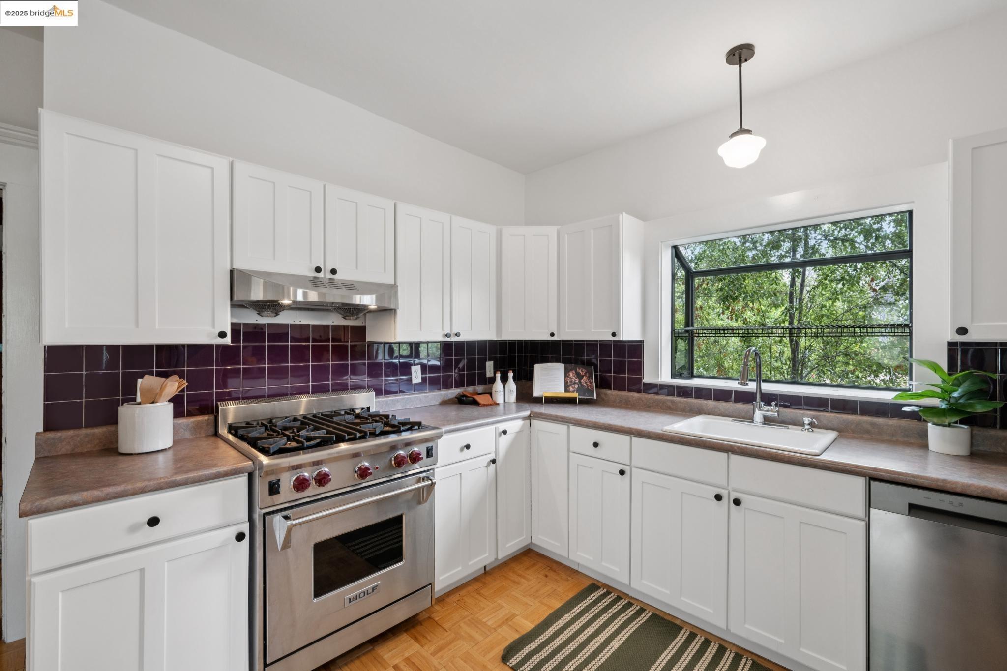 Detail Gallery Image 15 of 45 For 2114 E 30th St, Oakland,  CA 94606 - 3 Beds | 2 Baths