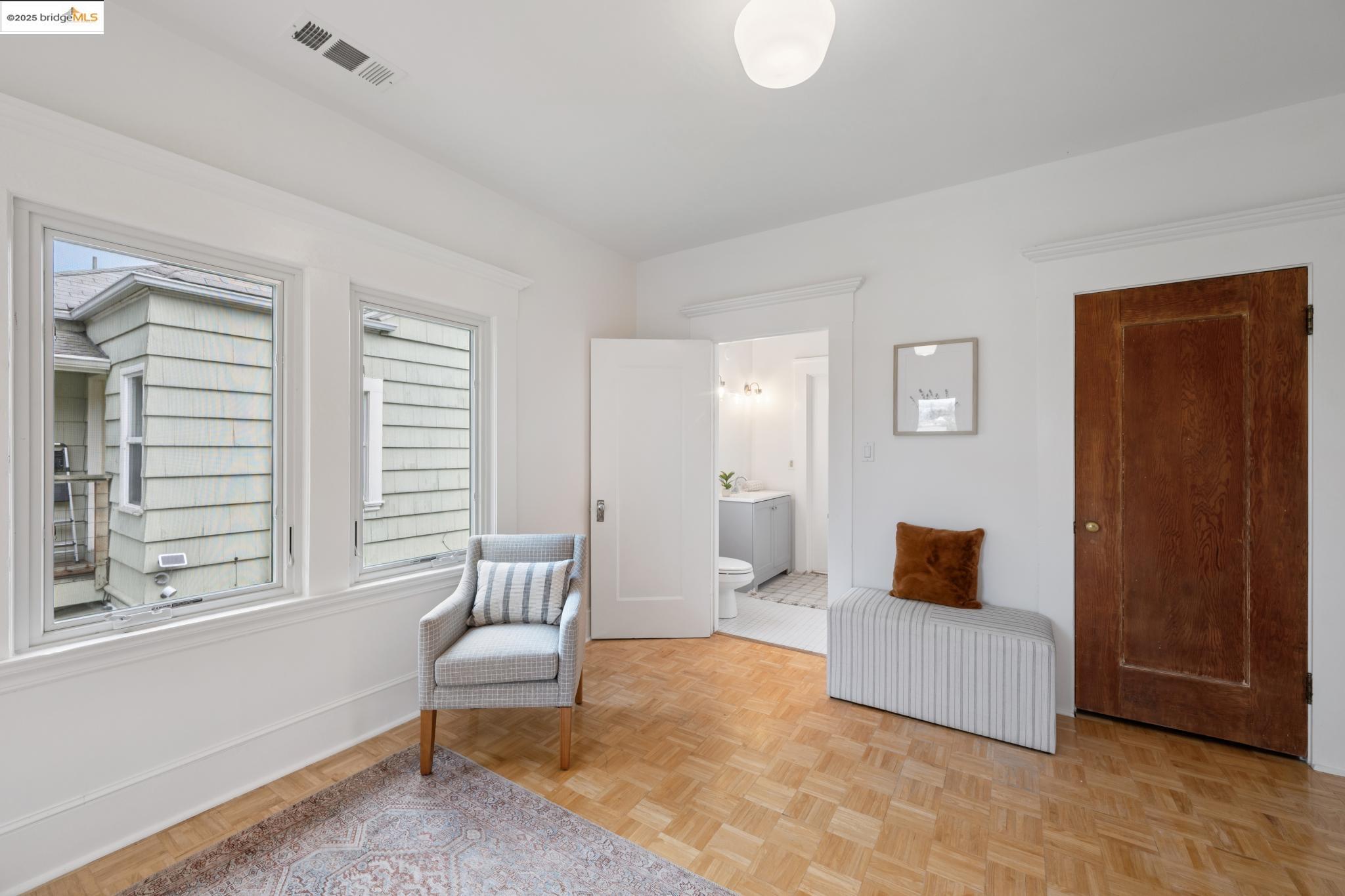 Detail Gallery Image 23 of 45 For 2114 E 30th St, Oakland,  CA 94606 - 3 Beds | 2 Baths