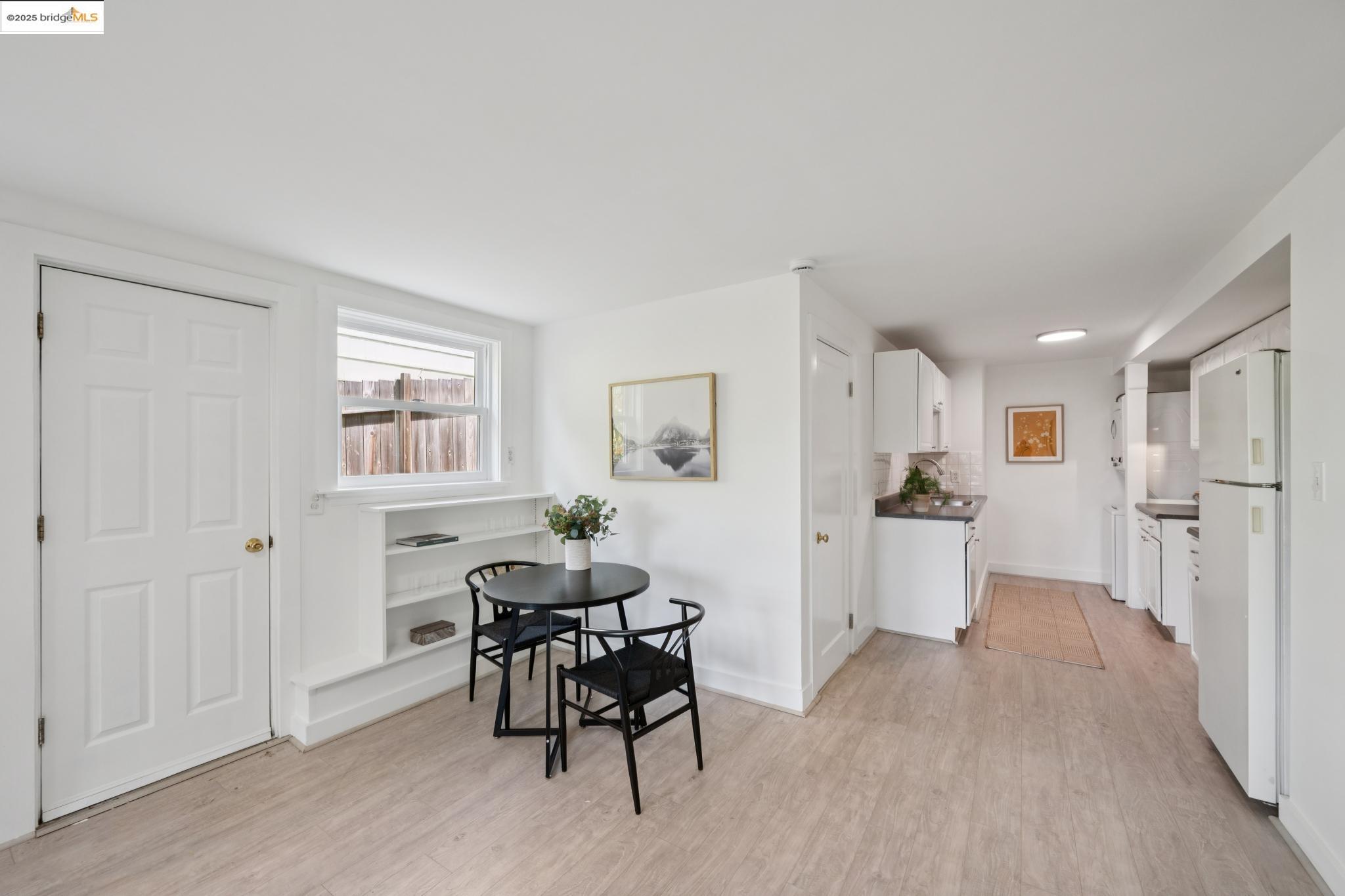 Detail Gallery Image 33 of 45 For 2114 E 30th St, Oakland,  CA 94606 - 3 Beds | 2 Baths