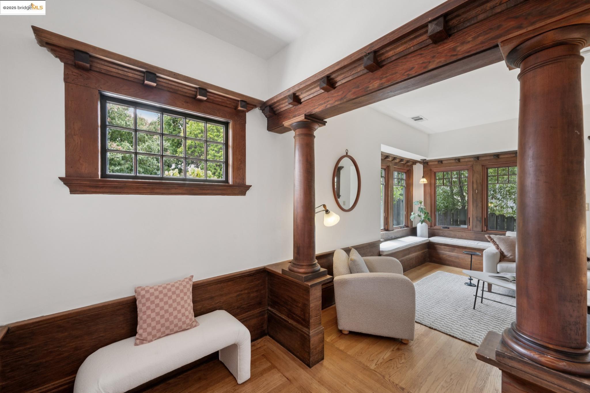 Detail Gallery Image 5 of 45 For 2114 E 30th St, Oakland,  CA 94606 - 3 Beds | 2 Baths