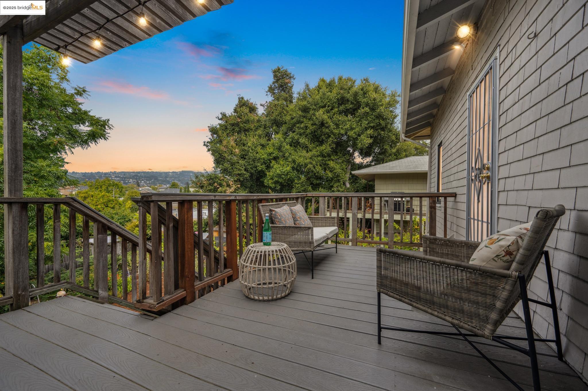 Detail Gallery Image 44 of 45 For 2114 E 30th St, Oakland,  CA 94606 - 3 Beds | 2 Baths