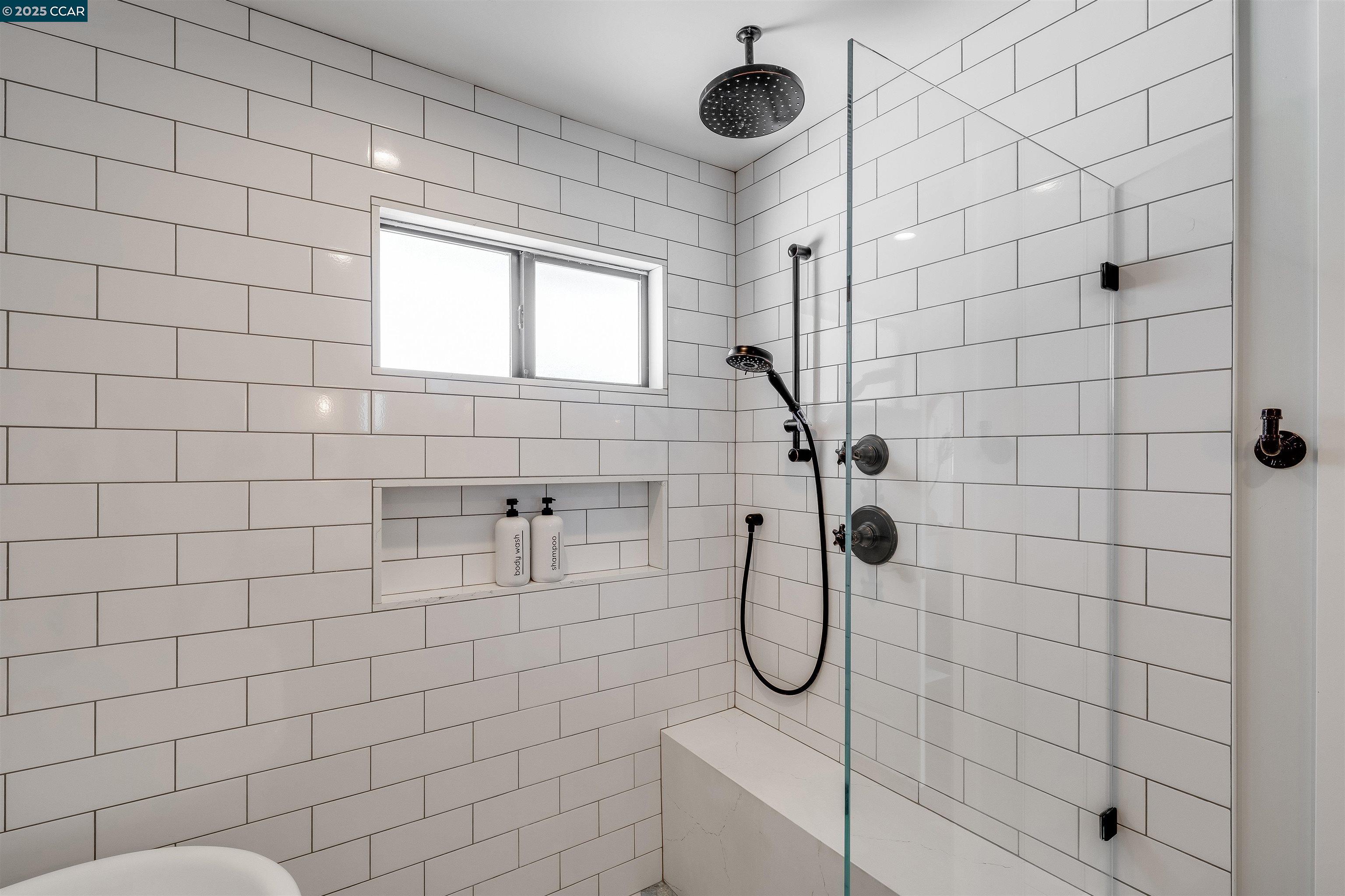 Detail Gallery Image 15 of 22 For 3212 Oxford Pl, Concord,  CA 94518 - 3 Beds | 2 Baths