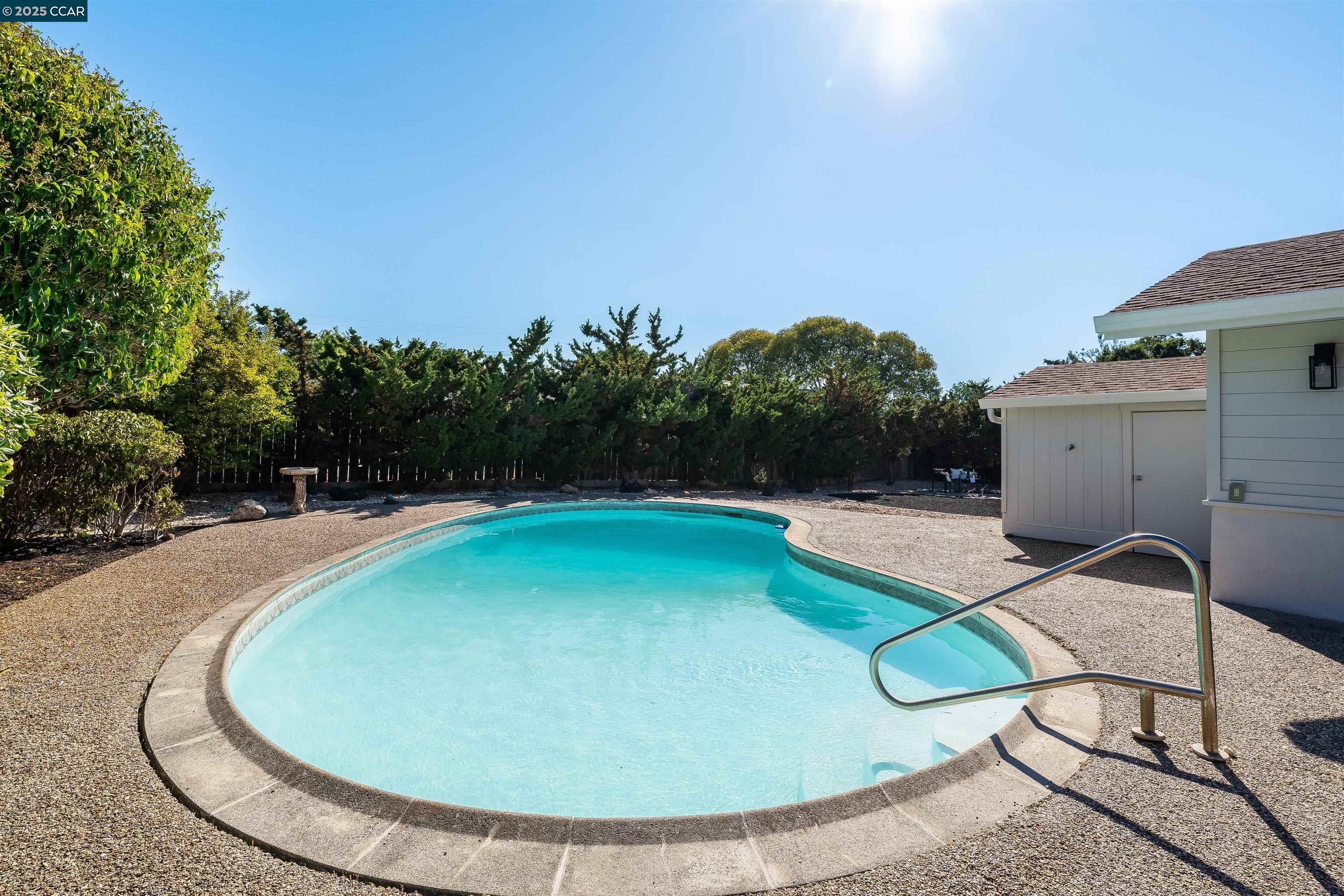 Detail Gallery Image 20 of 22 For 3212 Oxford Pl, Concord,  CA 94518 - 3 Beds | 2 Baths