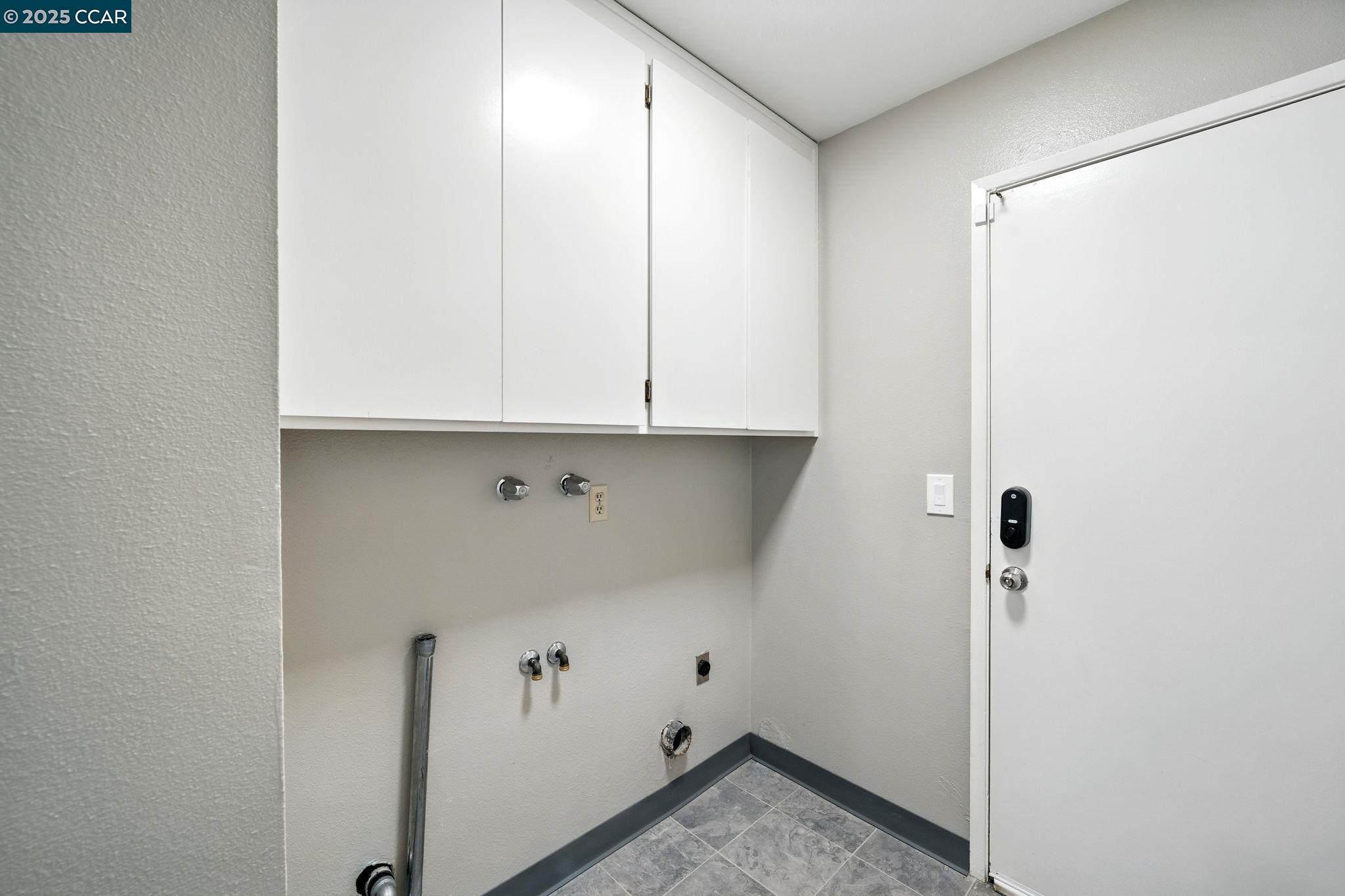 Detail Gallery Image 33 of 50 For 11448 Cresta Ln, Dublin,  CA 94568 - 4 Beds | 2 Baths