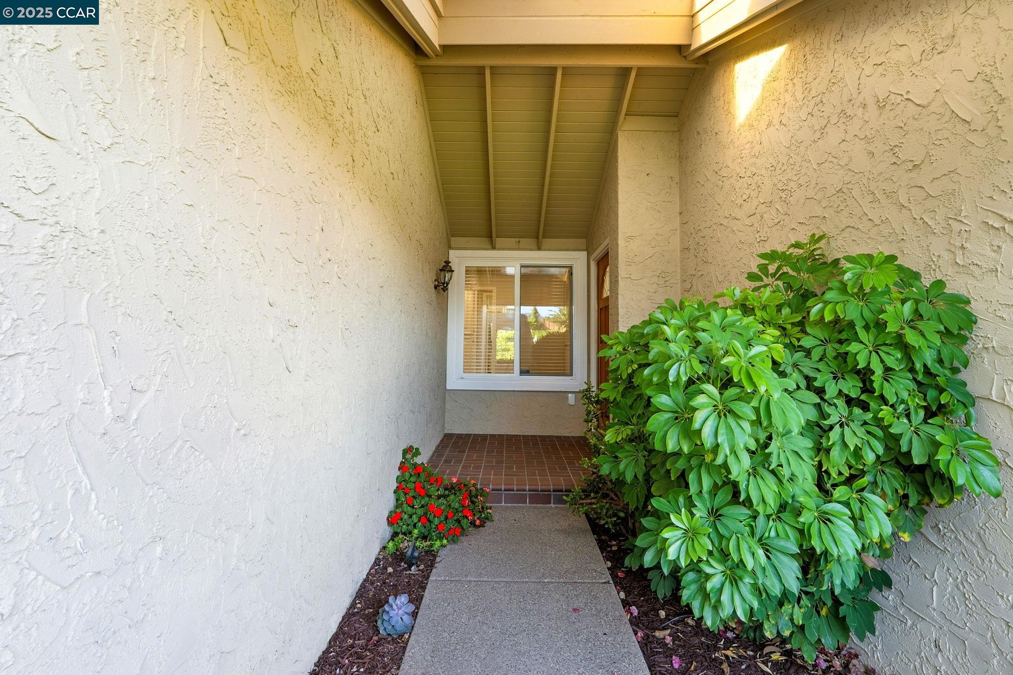 Detail Gallery Image 7 of 50 For 11448 Cresta Ln, Dublin,  CA 94568 - 4 Beds | 2 Baths