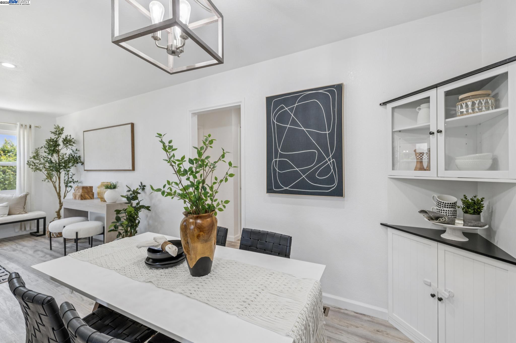 Detail Gallery Image 11 of 50 For 3287 Kelly St, Hayward,  CA 94541 - 4 Beds | 2 Baths