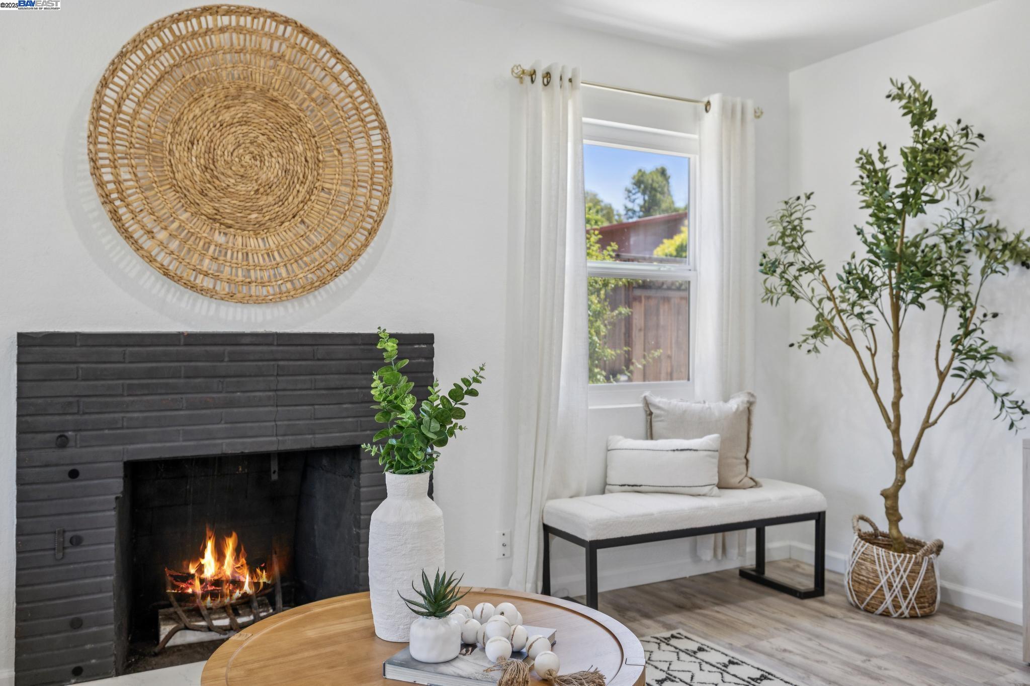 Detail Gallery Image 5 of 50 For 3287 Kelly St, Hayward,  CA 94541 - 4 Beds | 2 Baths