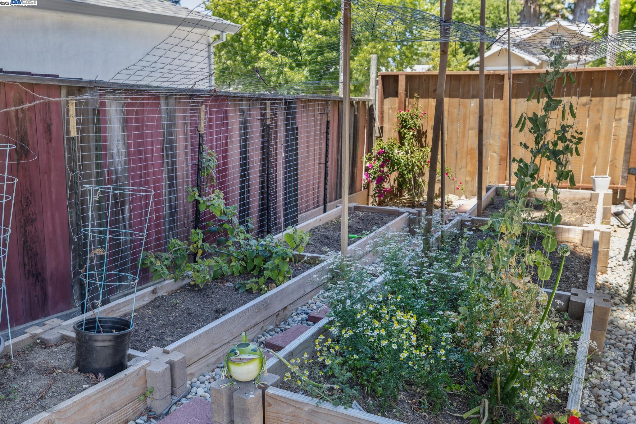 Detail Gallery Image 45 of 50 For 3287 Kelly St, Hayward,  CA 94541 - 4 Beds | 2 Baths
