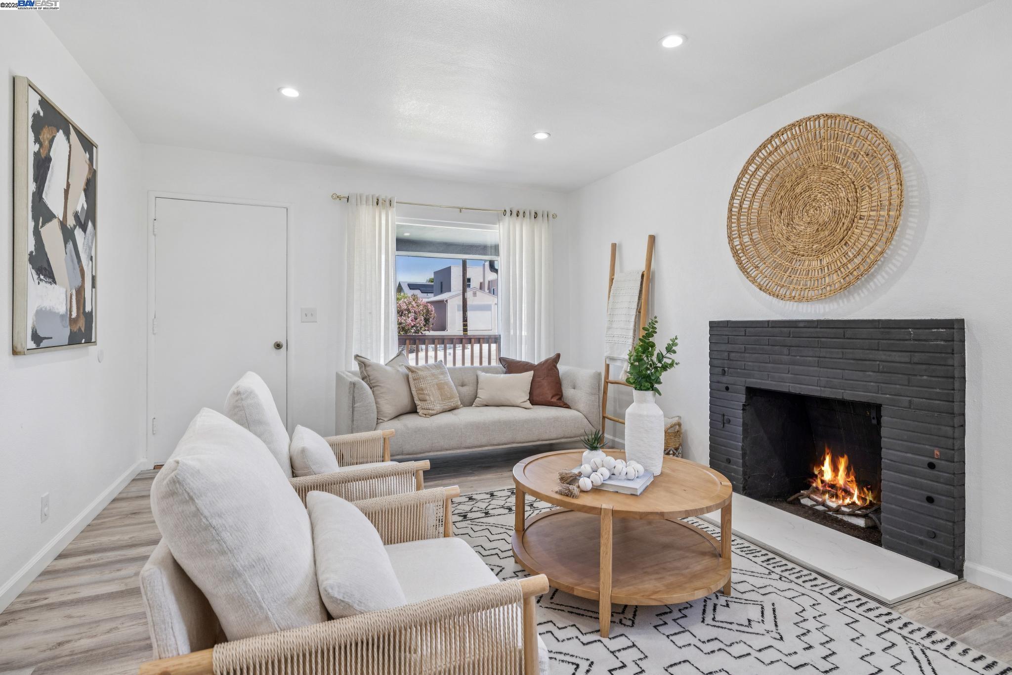 Detail Gallery Image 6 of 50 For 3287 Kelly St, Hayward,  CA 94541 - 4 Beds | 2 Baths