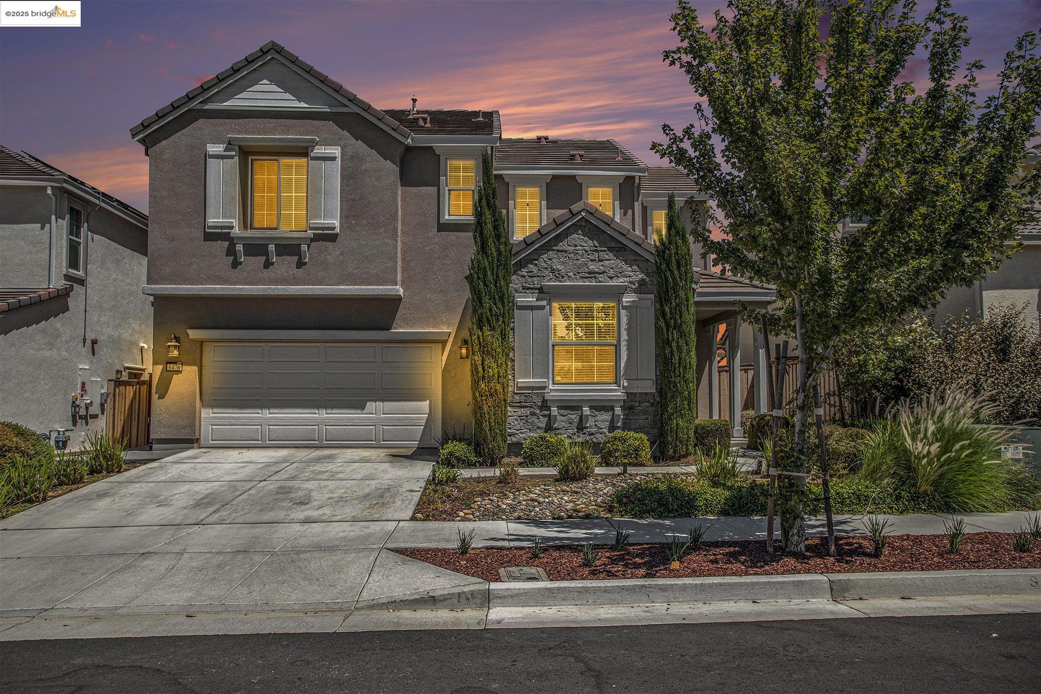 Detail Gallery Image 1 of 33 For 6476 Dan Havicus Dr, Tracy,  CA 95377 - 4 Beds | 3 Baths